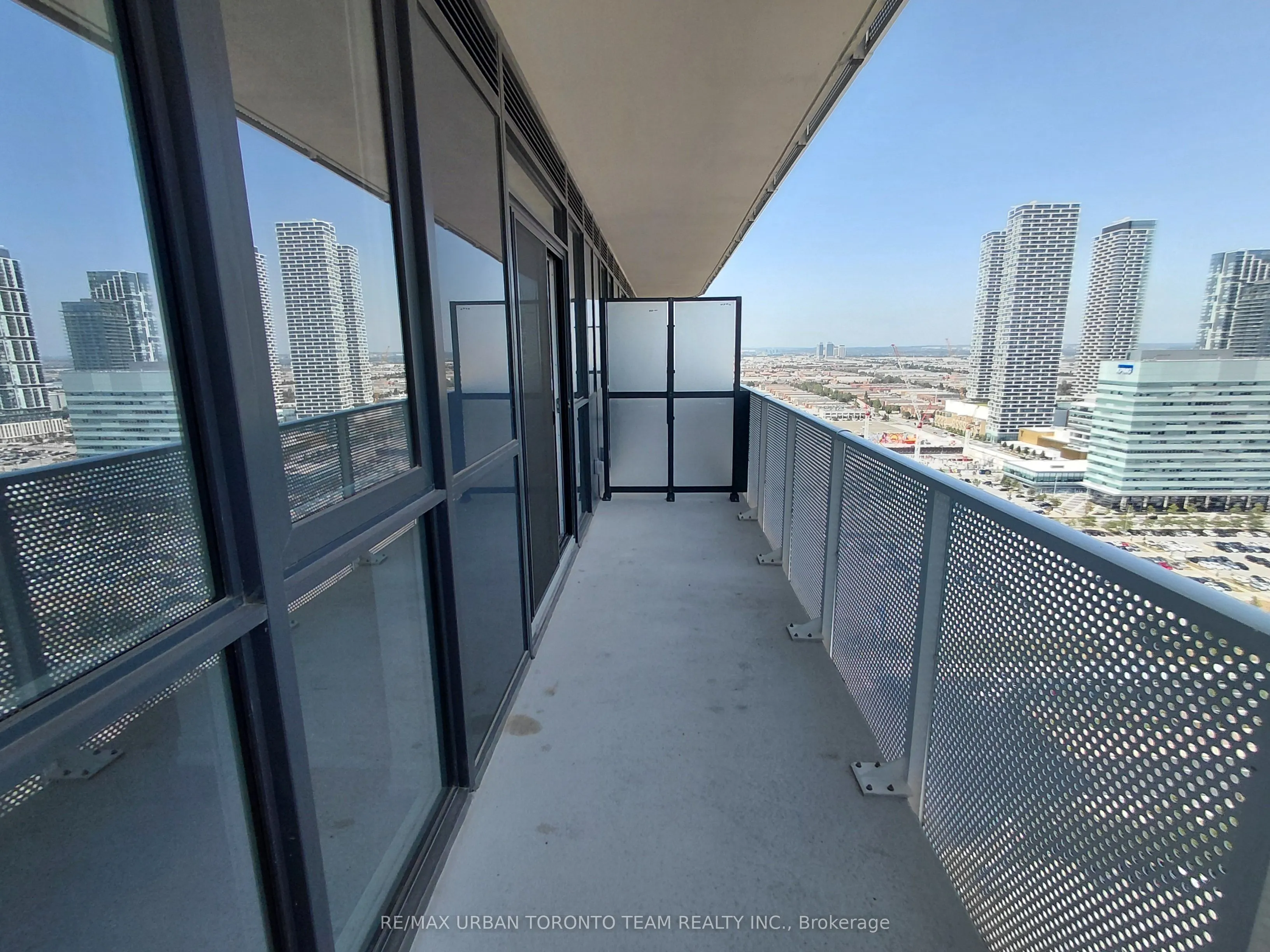 28 Interchange Way, #3007