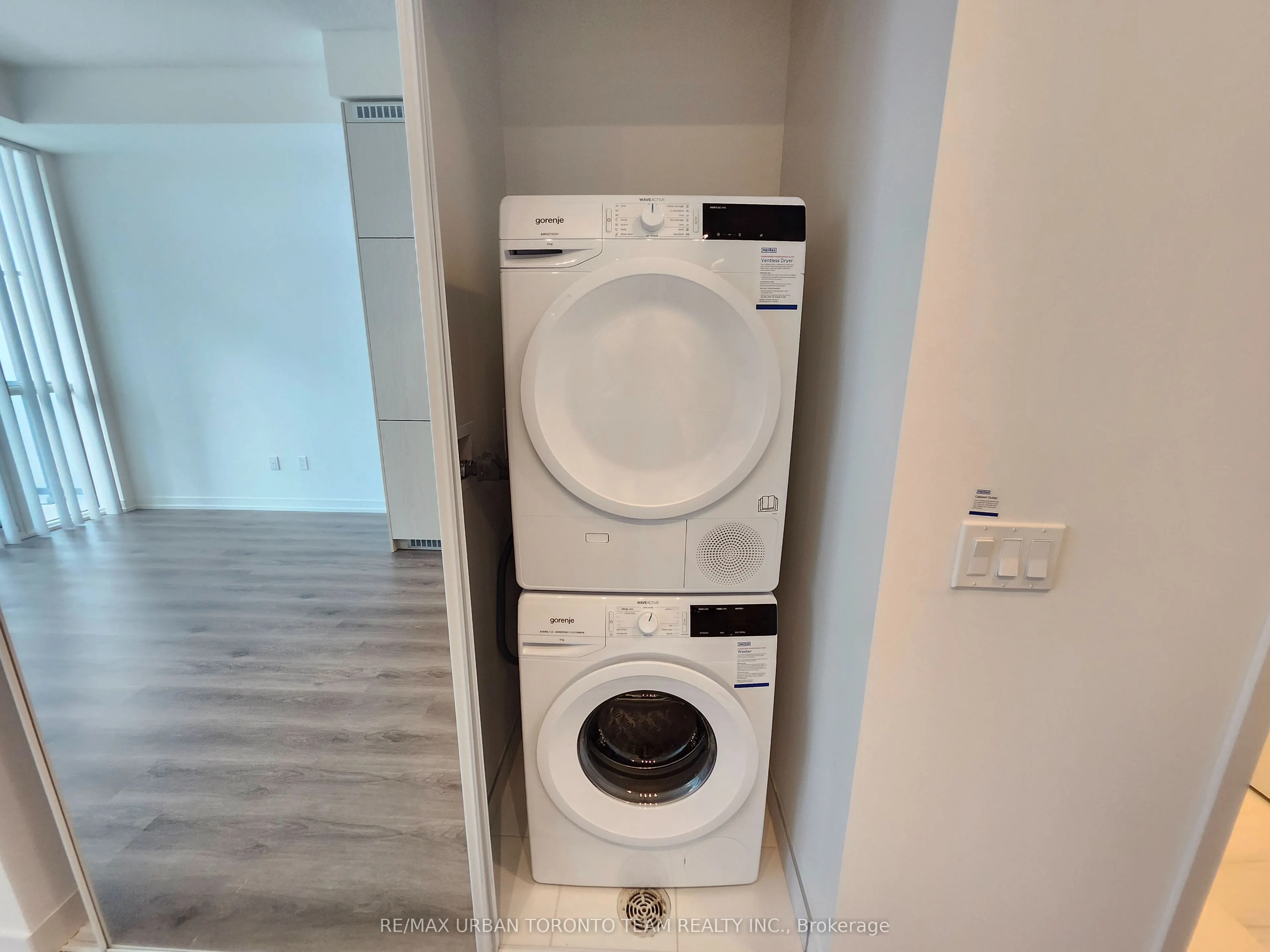 28 Interchange Way, #3111