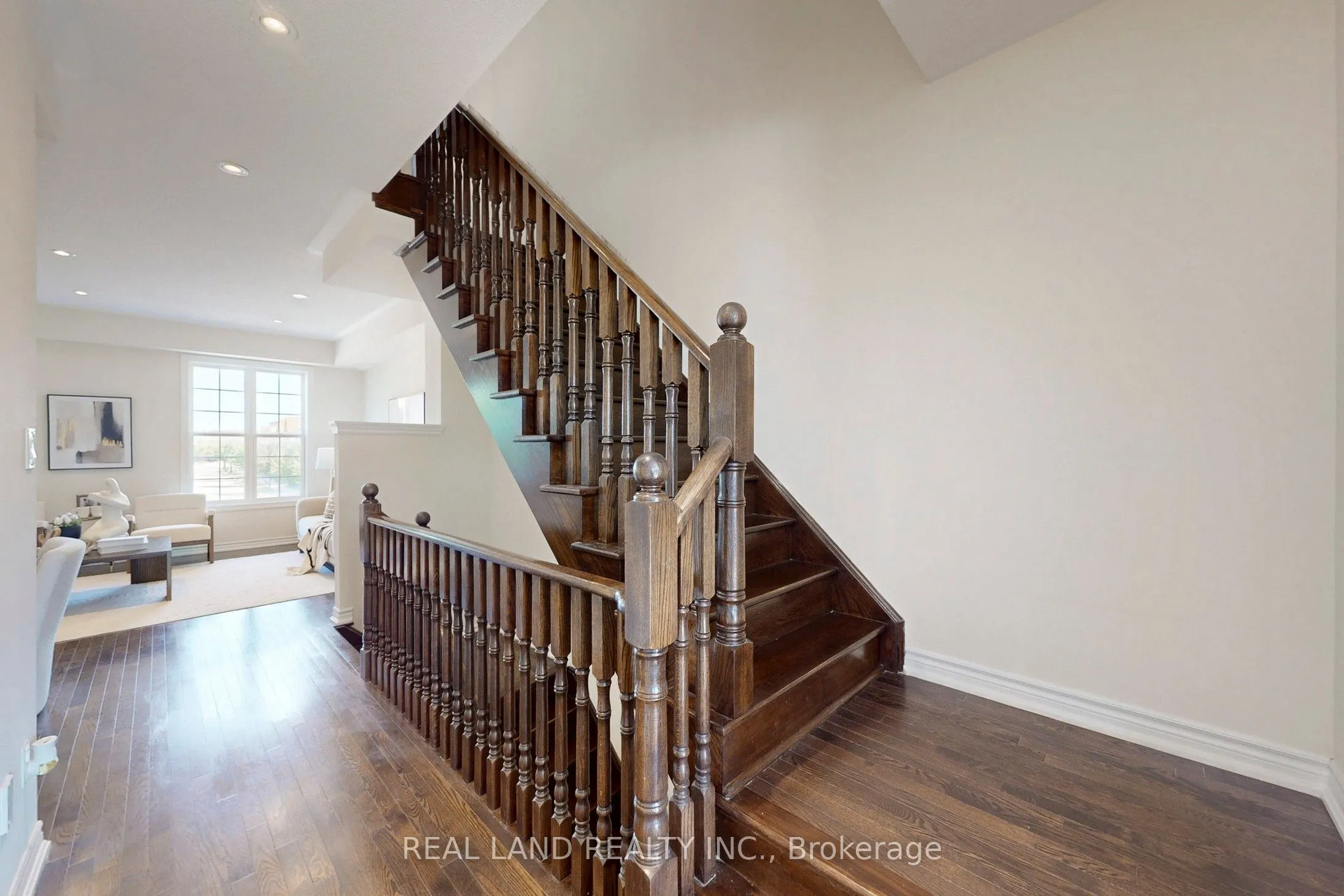 95 Anthony Roman Avenue