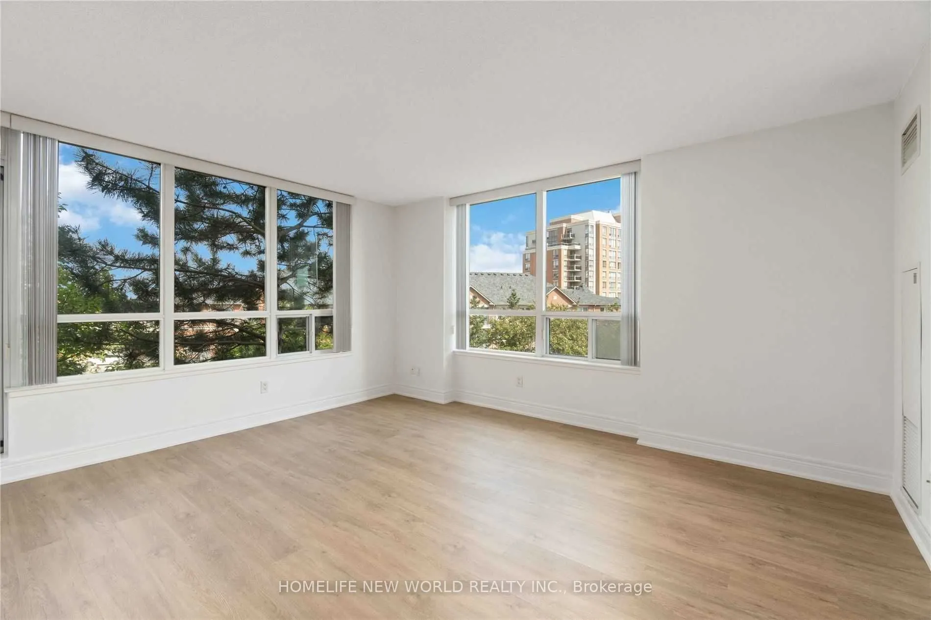 62 Suncrest Boulevard, #220
