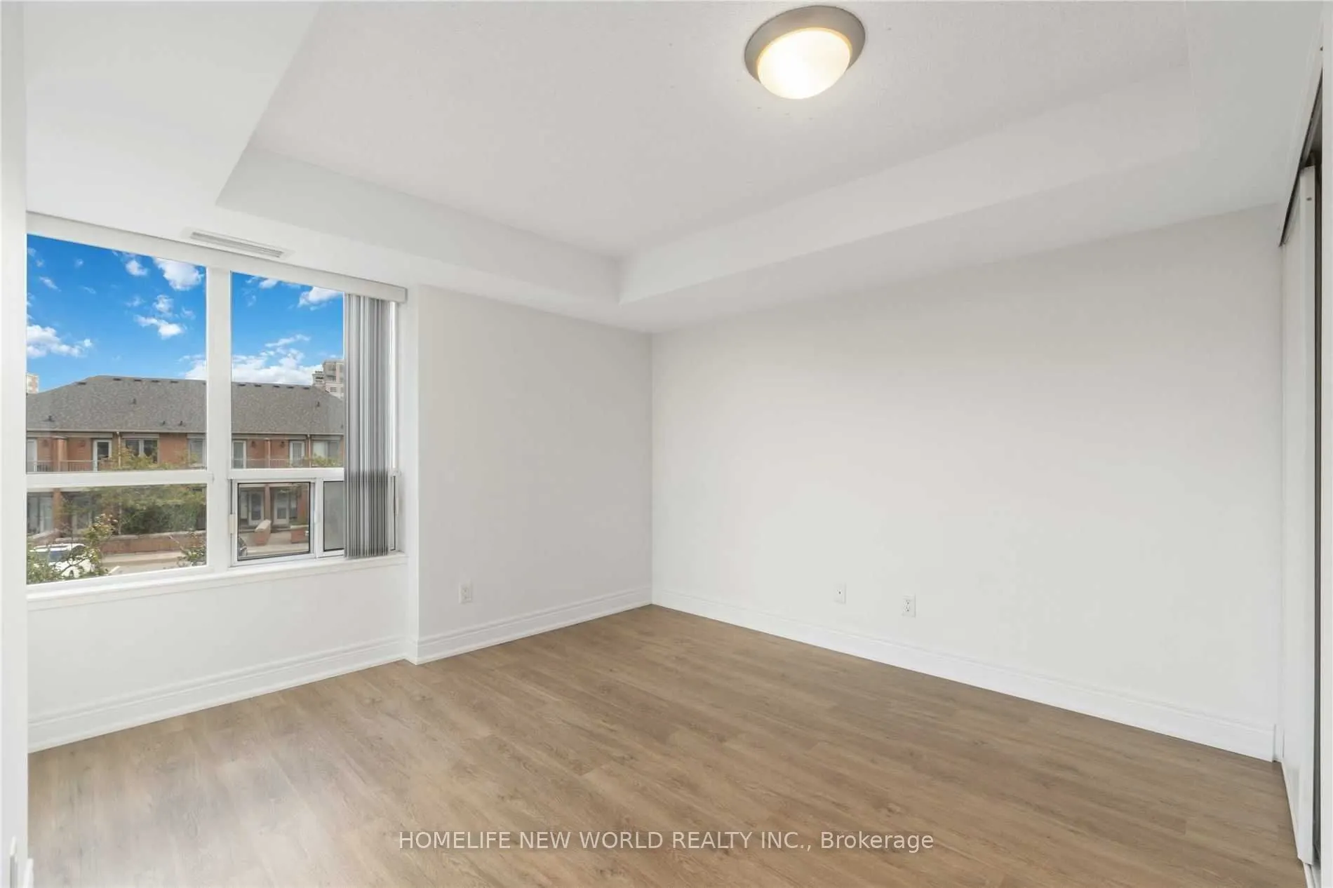 62 Suncrest Boulevard, #220