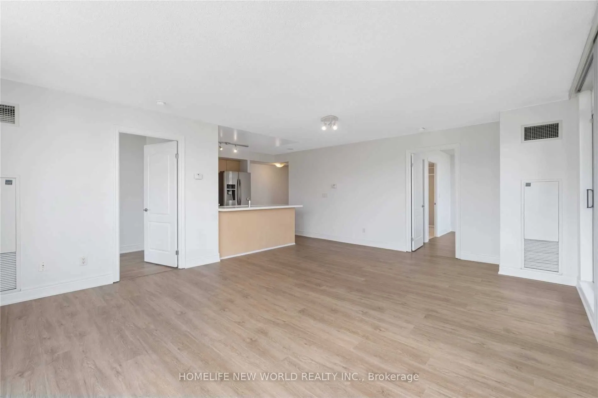 62 Suncrest Boulevard, #220