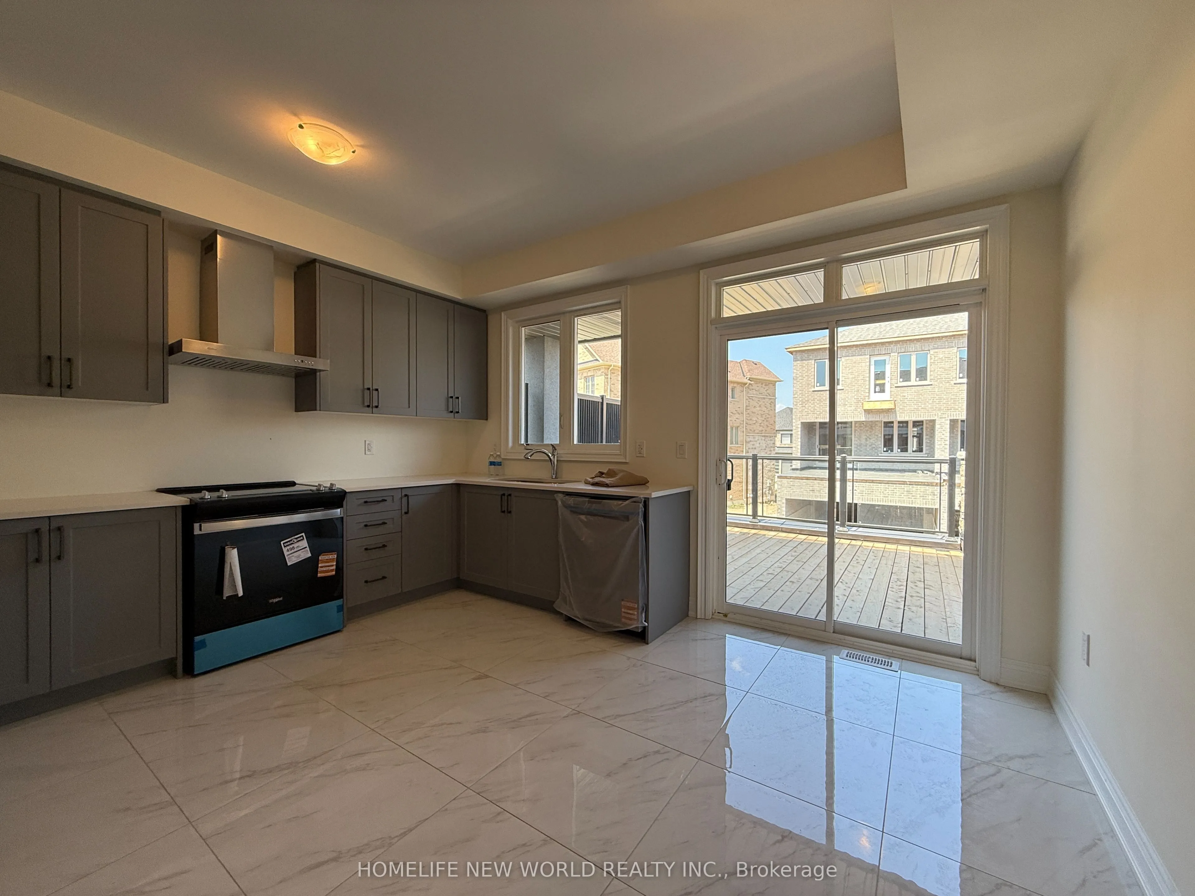 181 Berczy Grn Drive