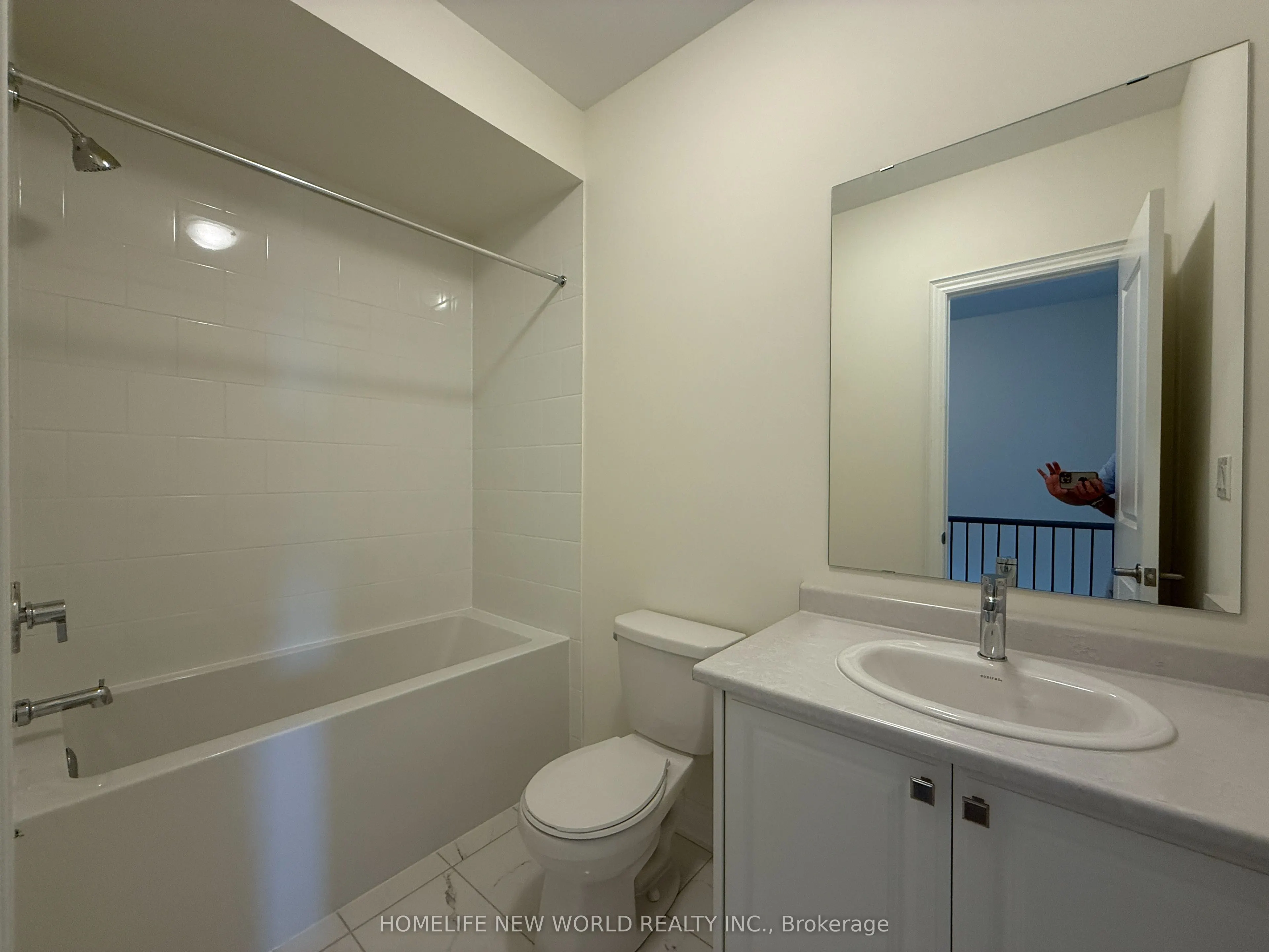 181 Berczy Grn Drive