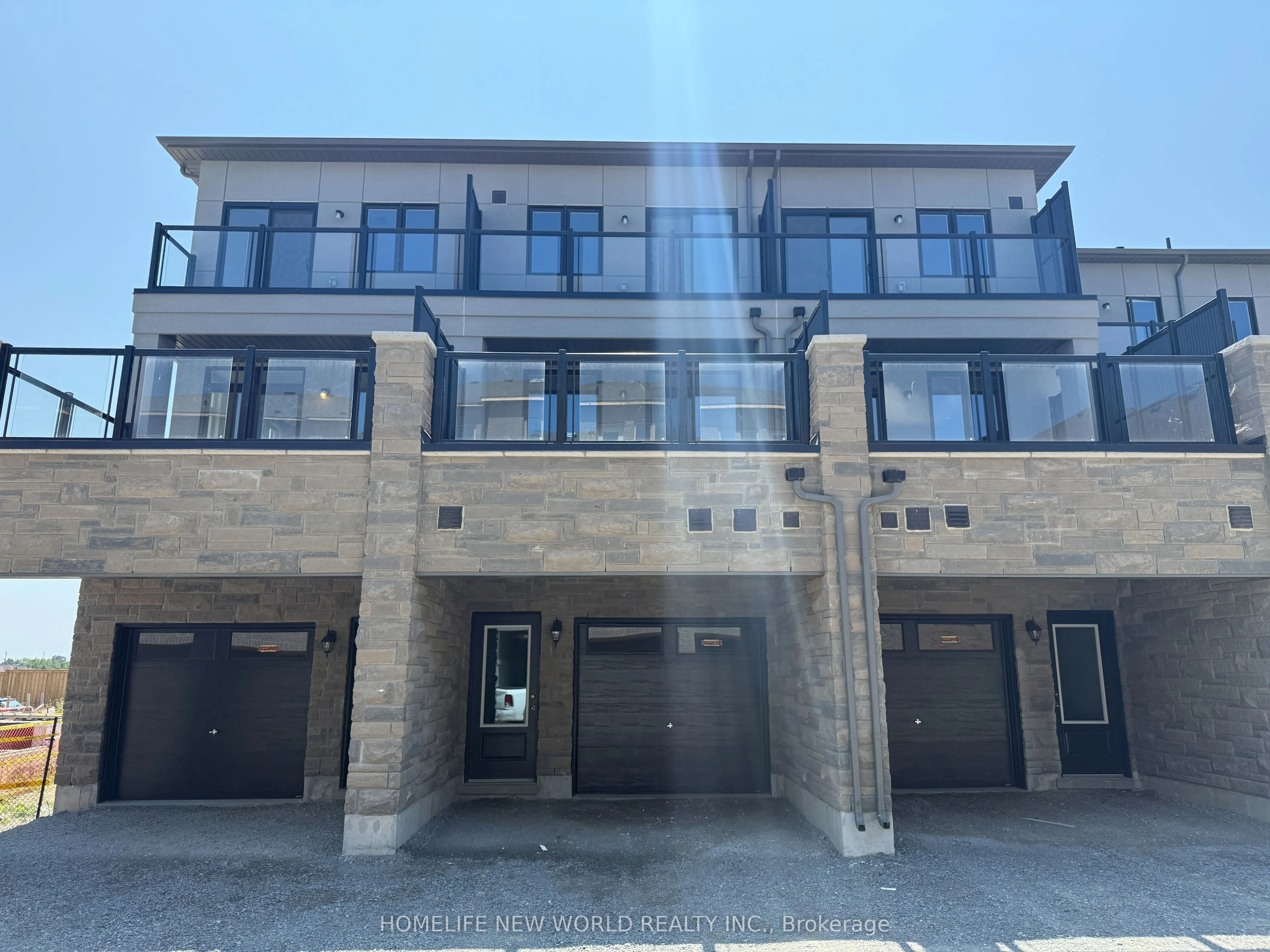 181 Berczy Grn Drive