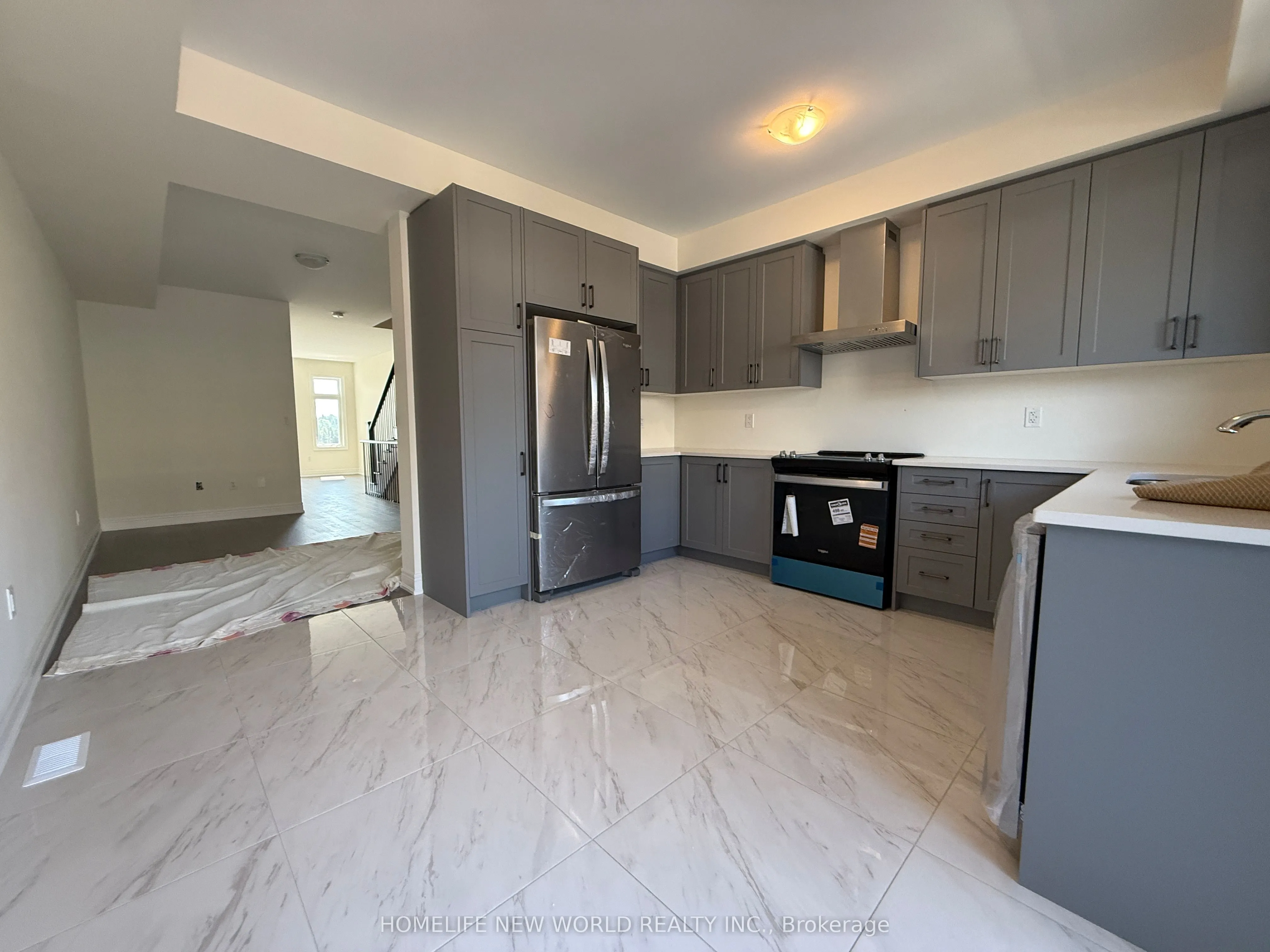 181 Berczy Grn Drive
