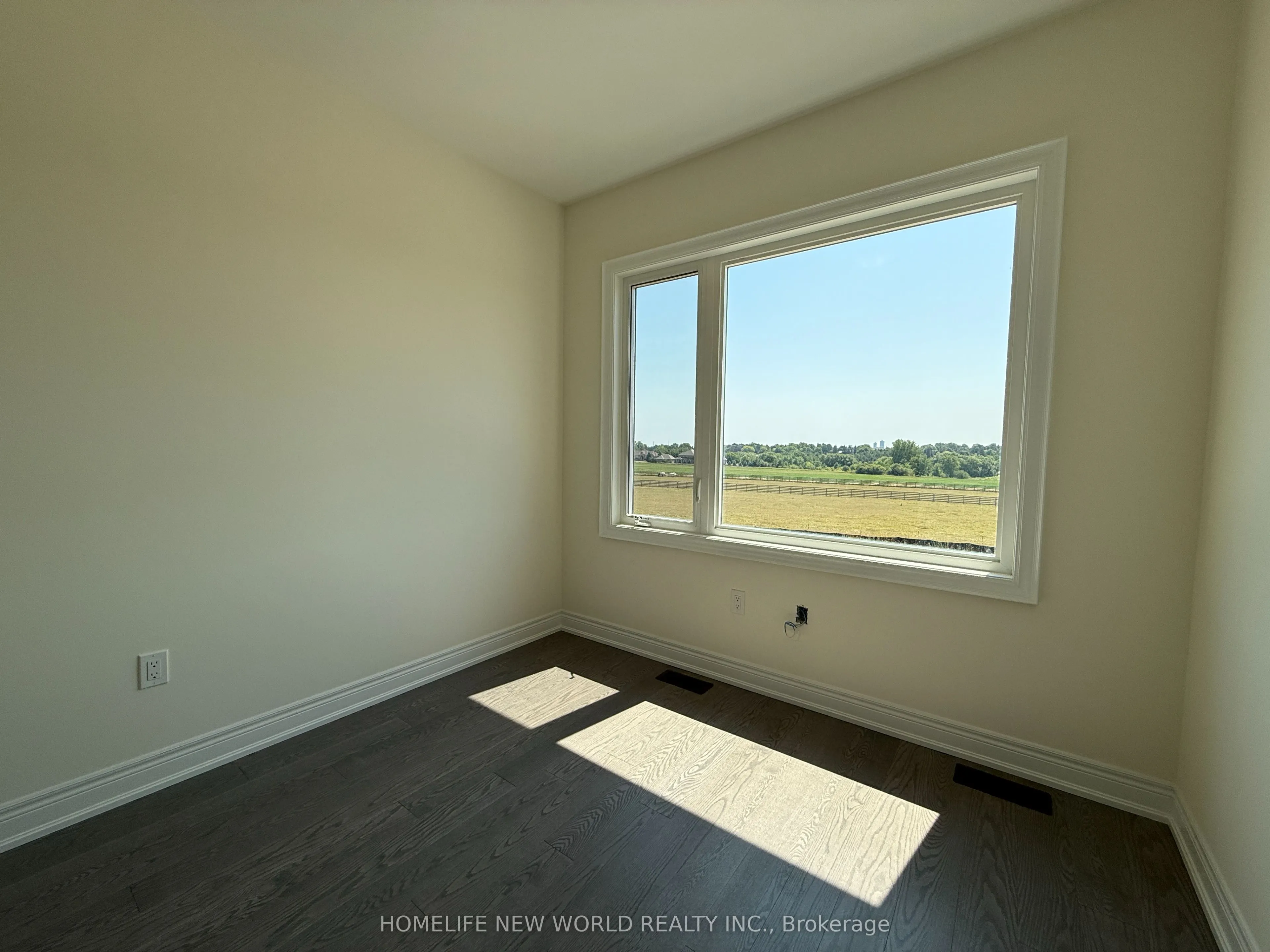 181 Berczy Grn Drive