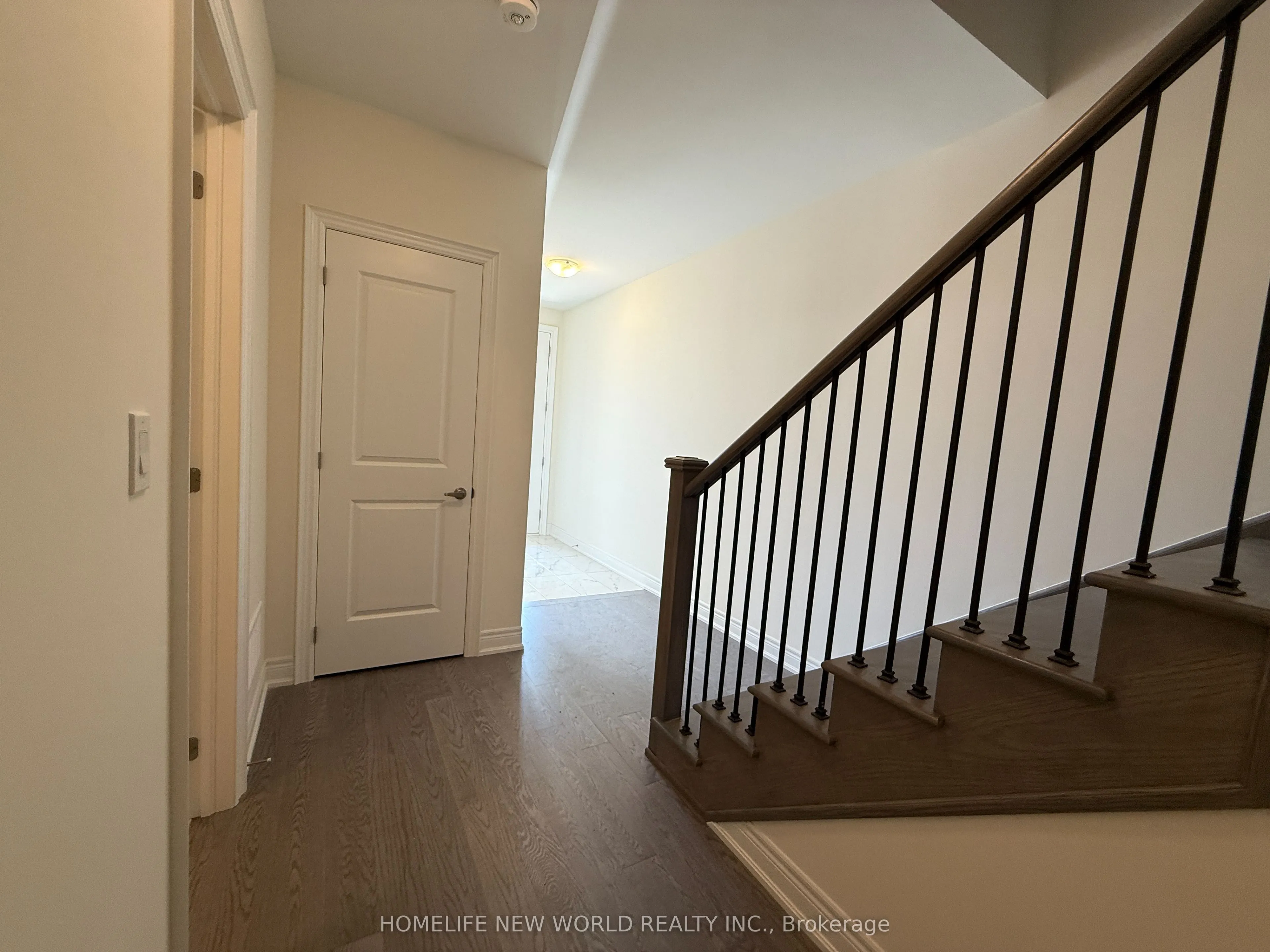181 Berczy Grn Drive