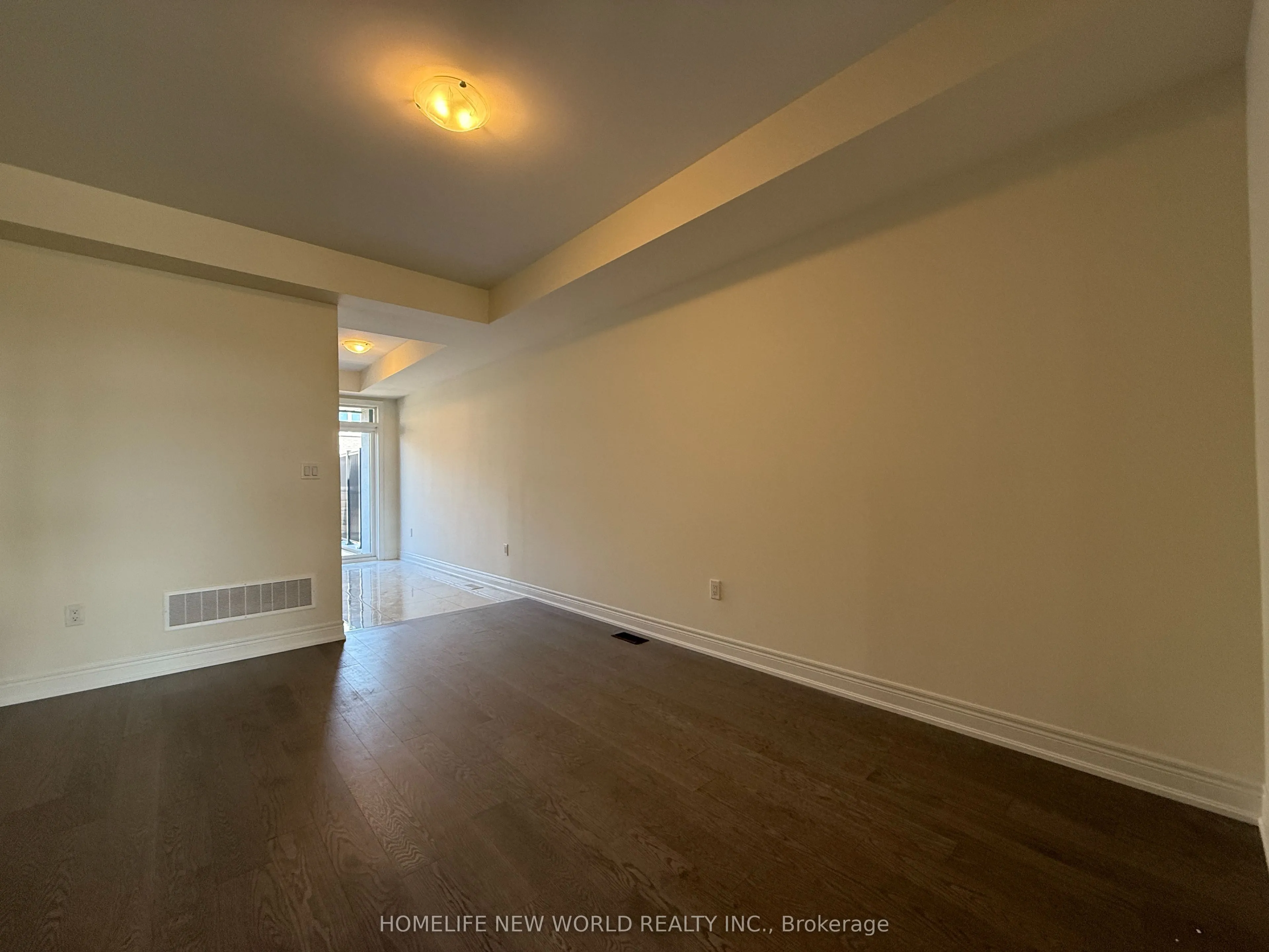 181 Berczy Grn Drive
