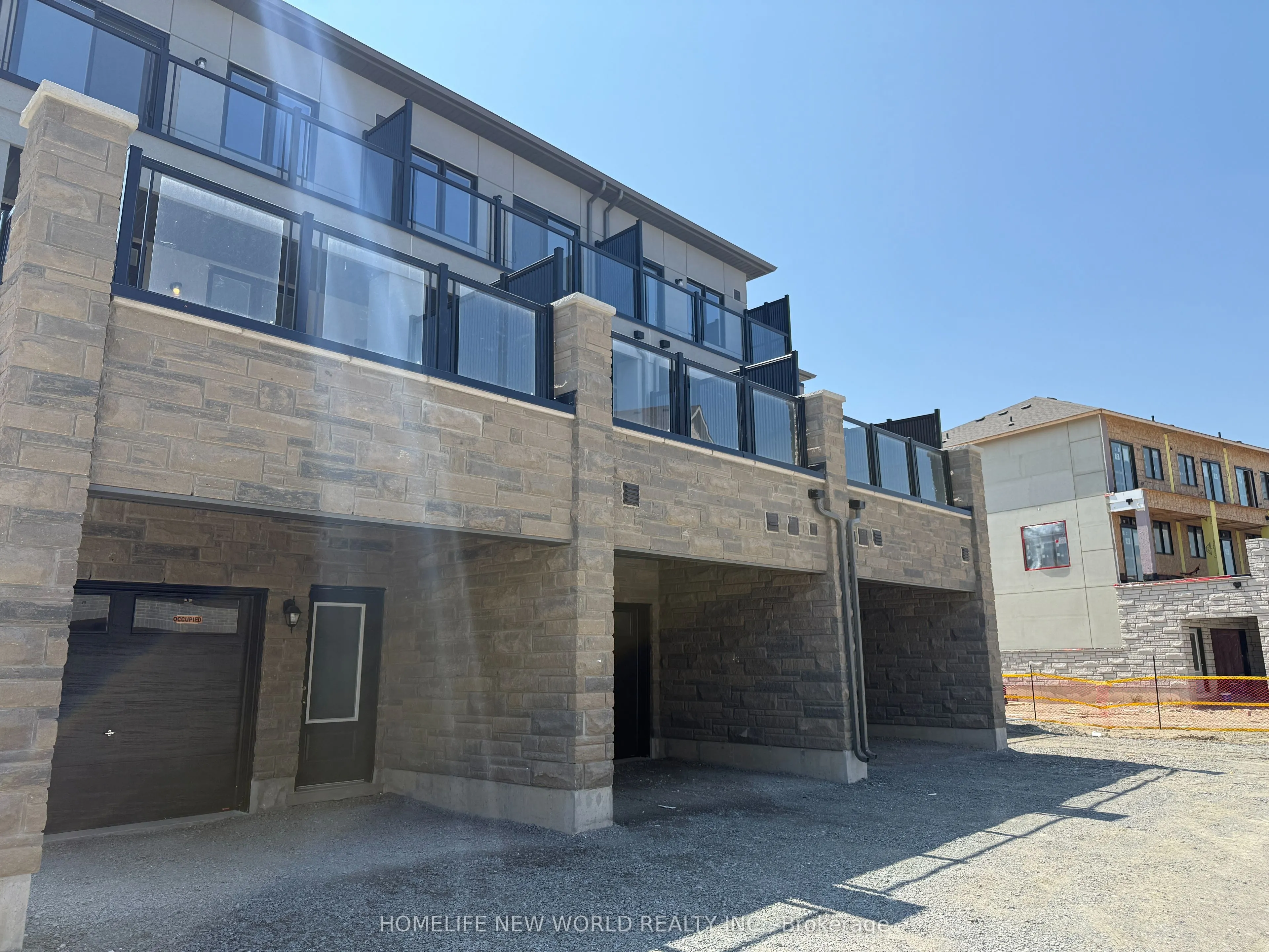 181 Berczy Grn Drive