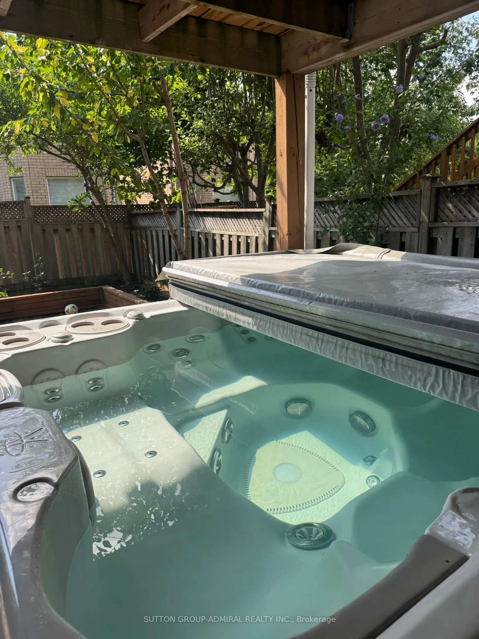 30 Lacona Crescent