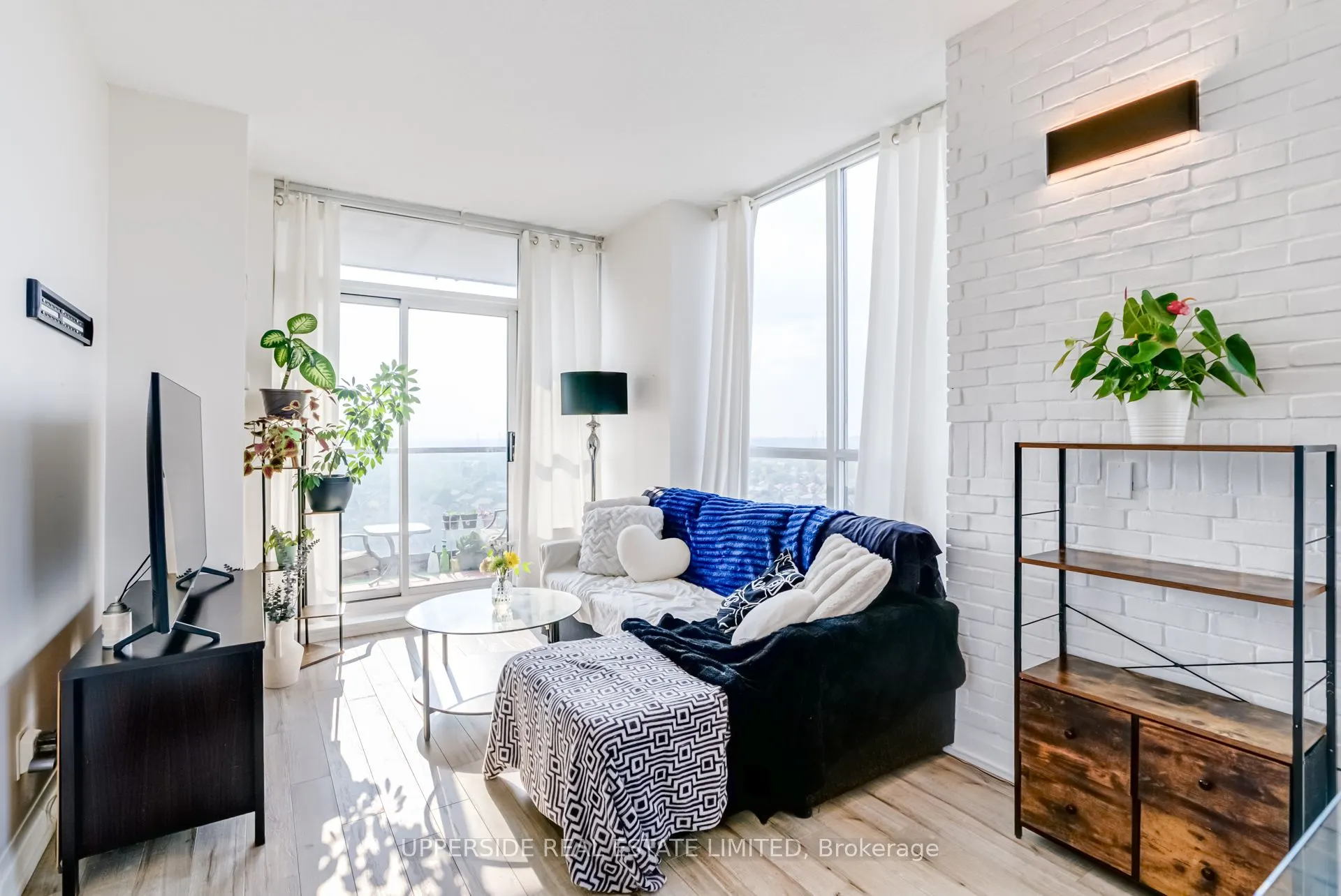 20 North Park Road, #1511