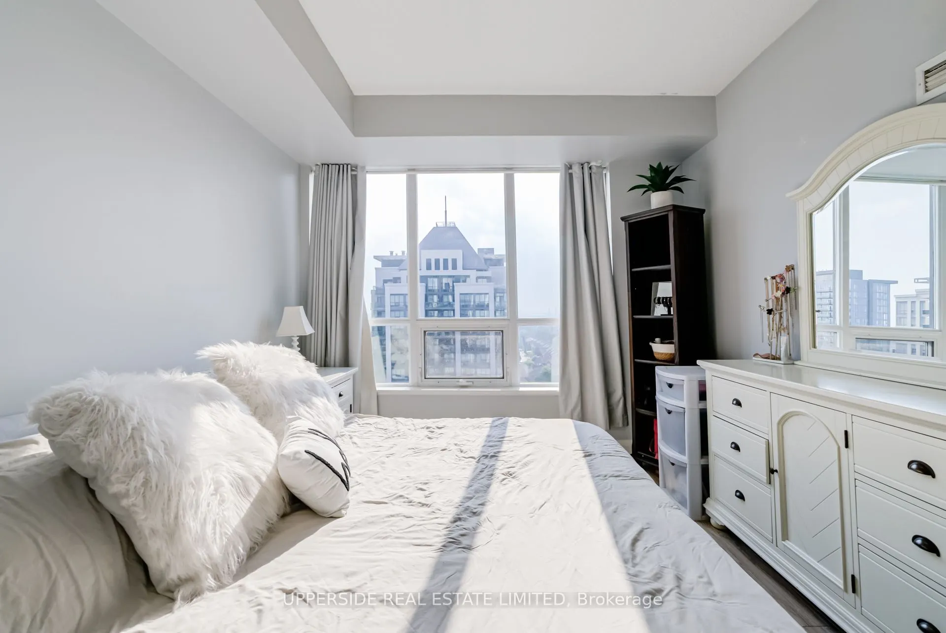 20 North Park Road, #1511