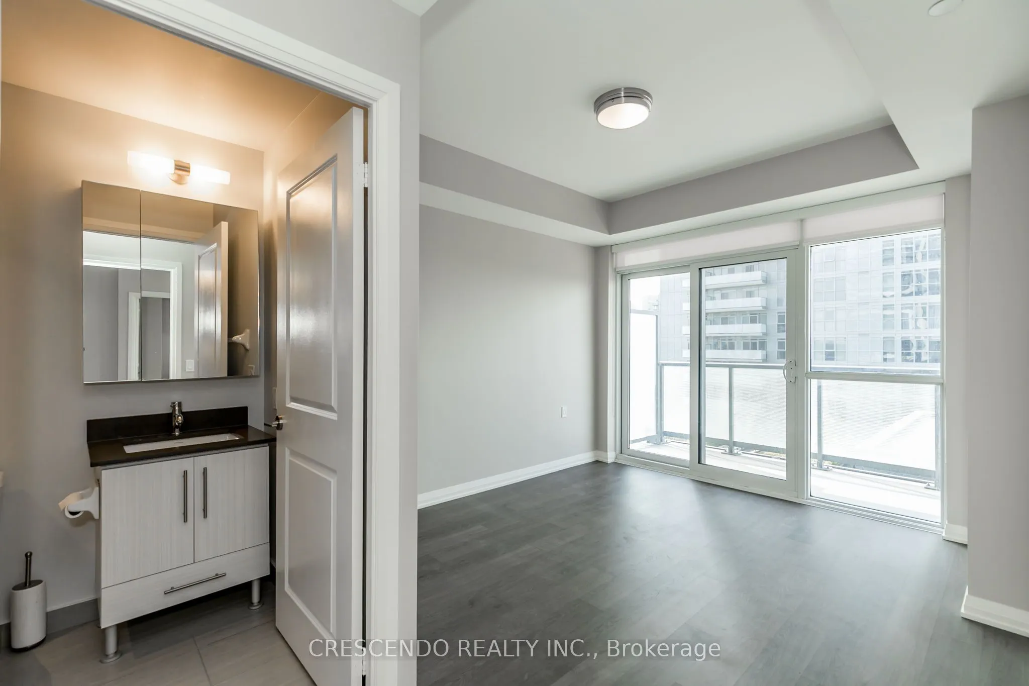 65 Oneida Crescent, #603