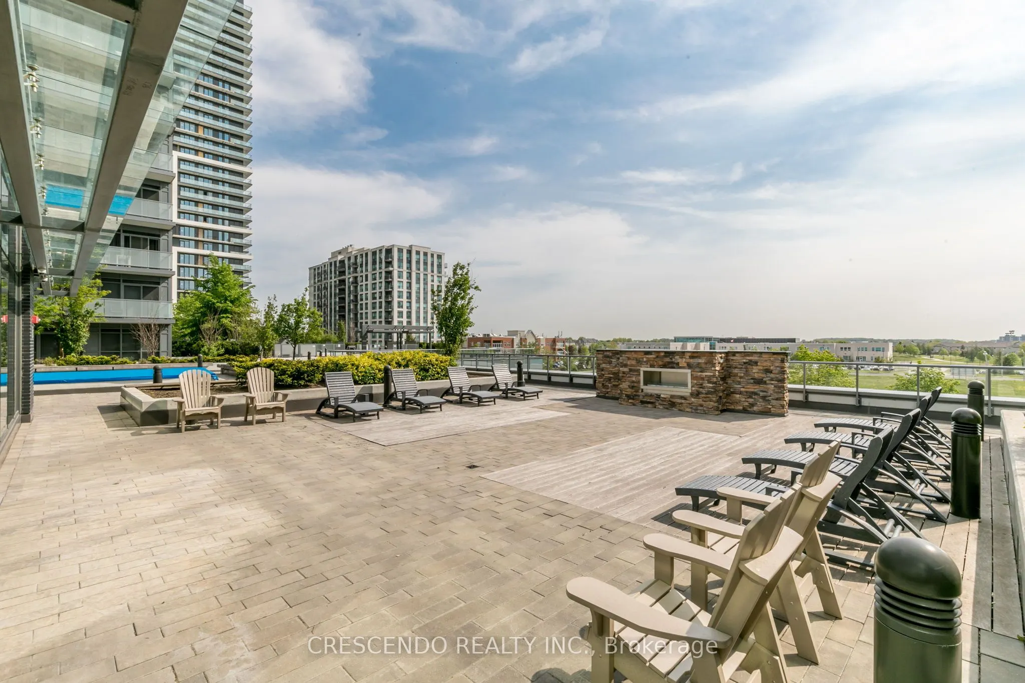 65 Oneida Crescent, #603
