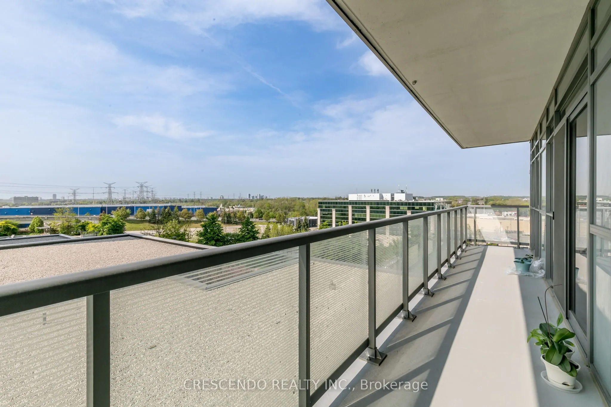65 Oneida Crescent, #603