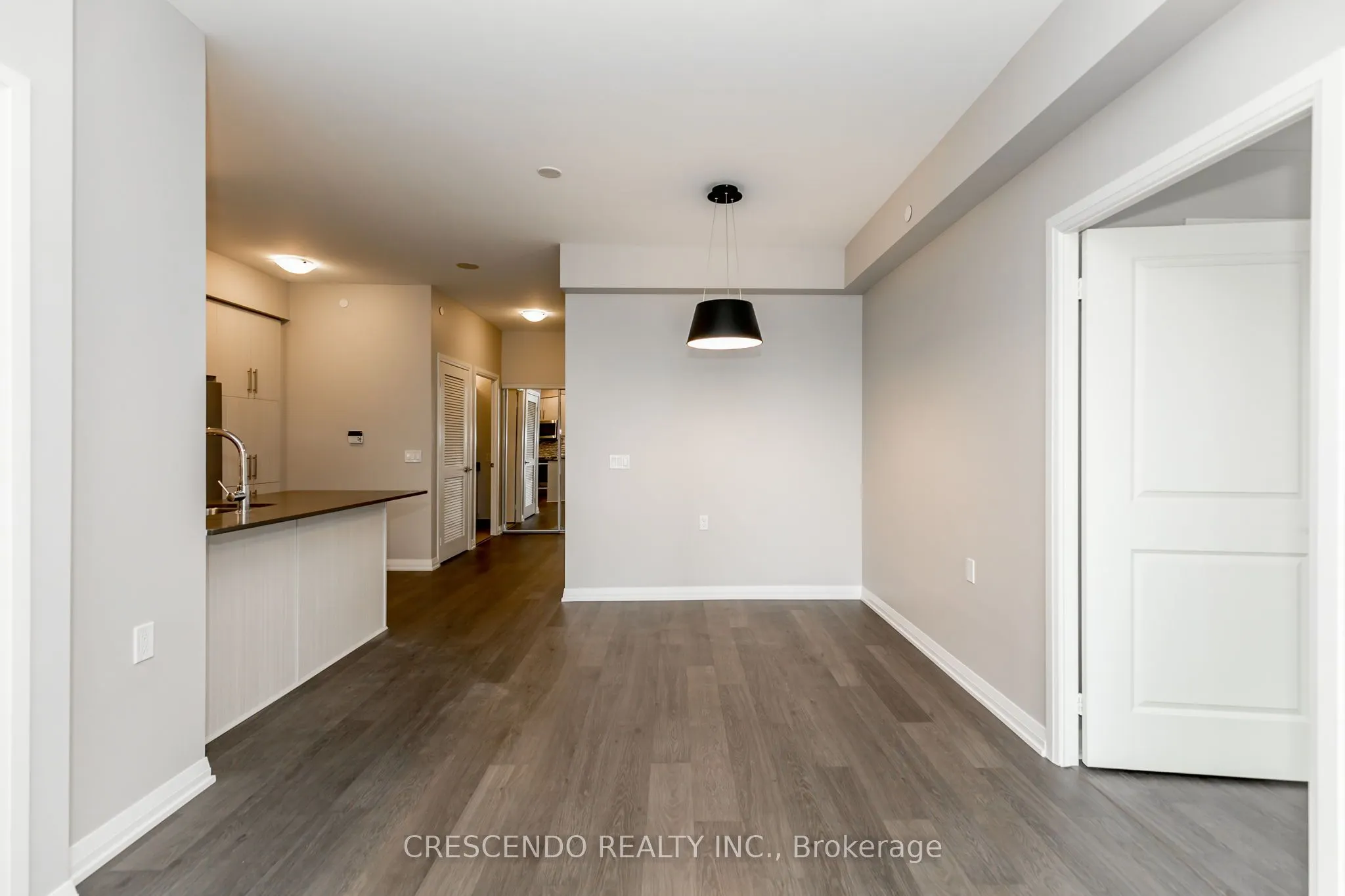 65 Oneida Crescent, #603
