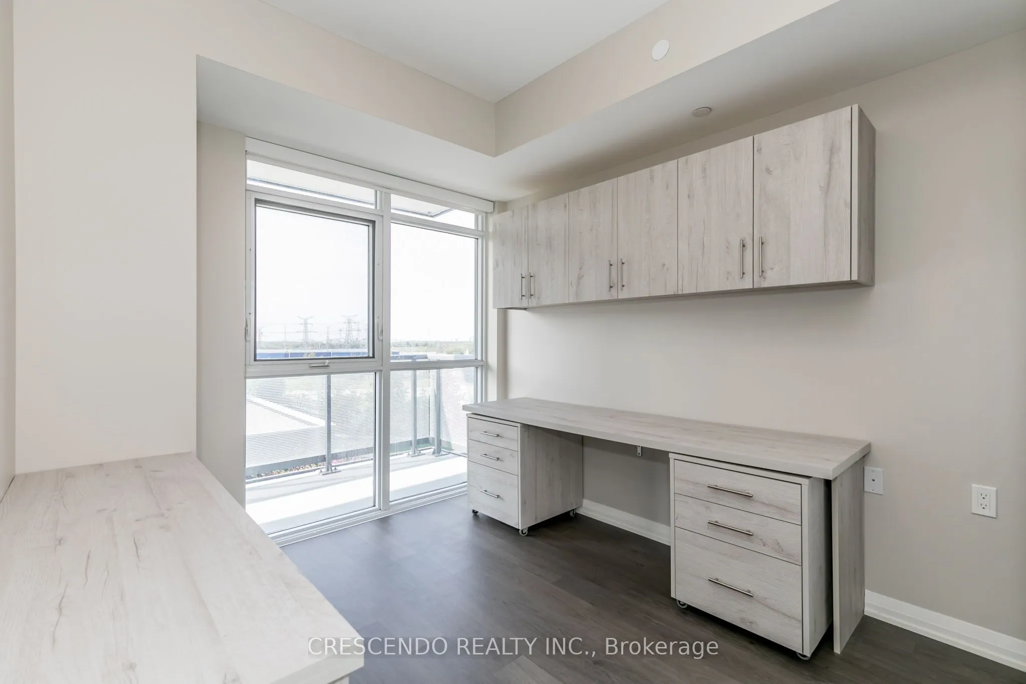 65 Oneida Crescent, #603