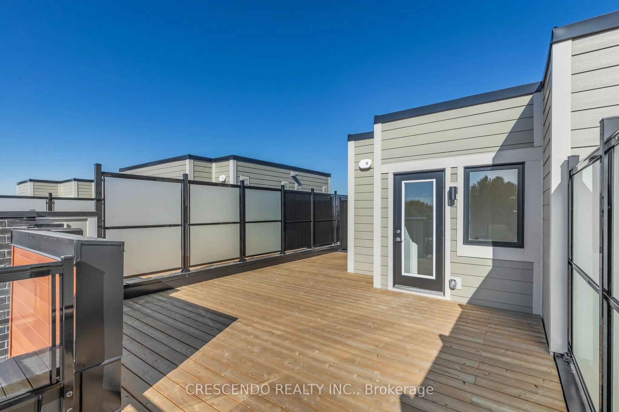 26 Lytham Green Circle, #4
