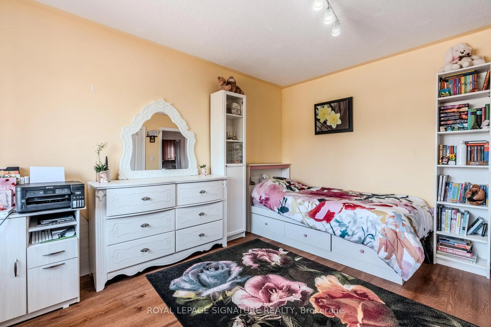 77 Wheelwright Drive, #Main & Upper