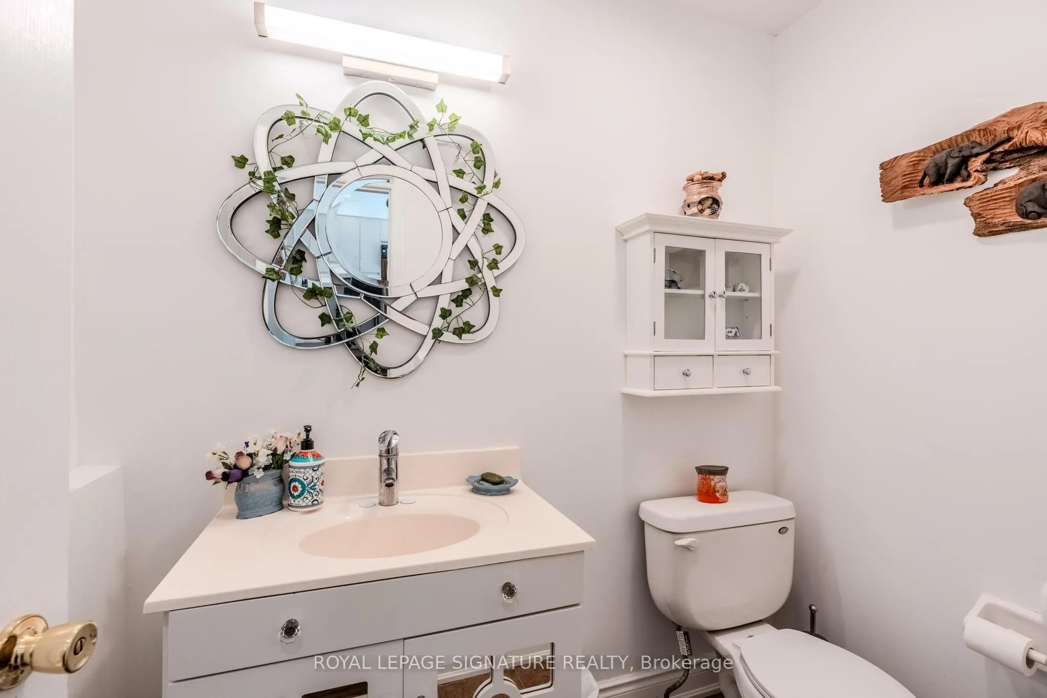 77 Wheelwright Drive, #Main & Upper