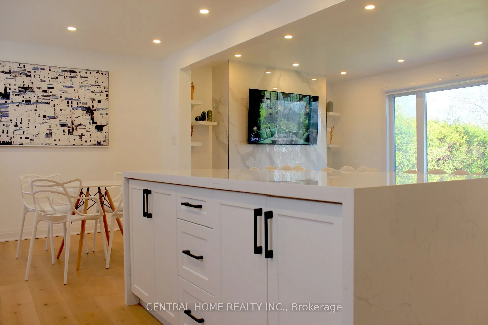 755 Botany Hill Crescent