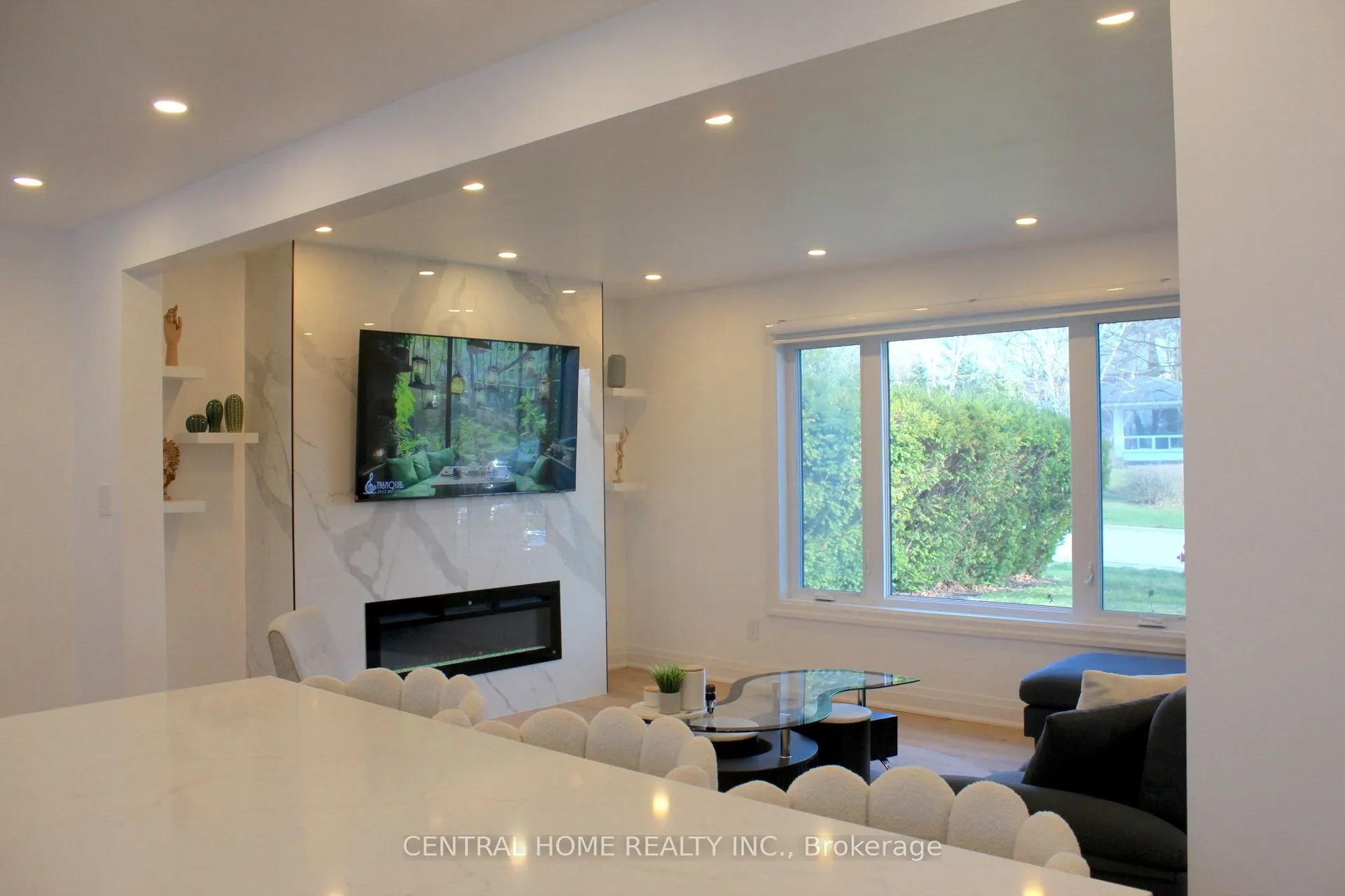 755 Botany Hill Crescent