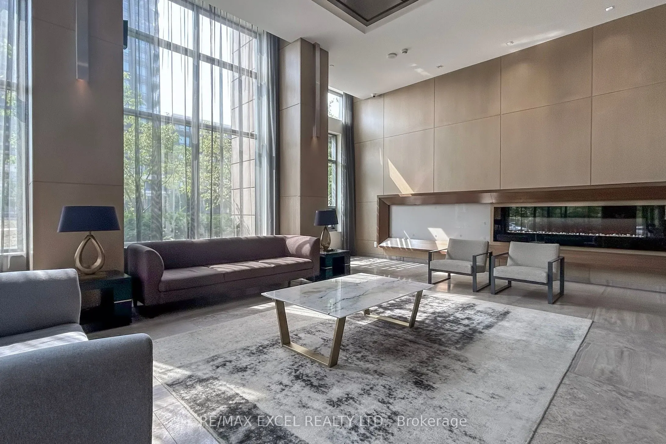18 Uptown Drive, #207