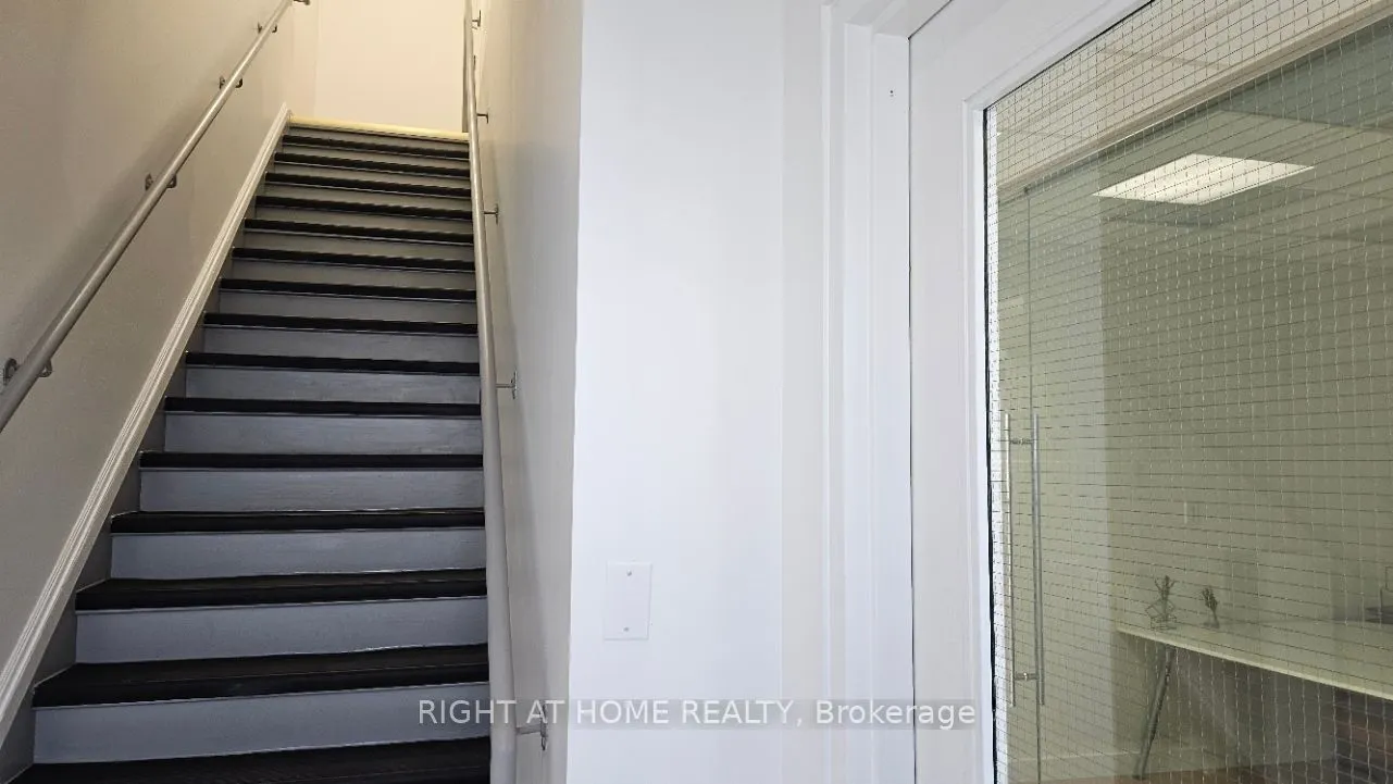 158 Don Hillock Drive, #15