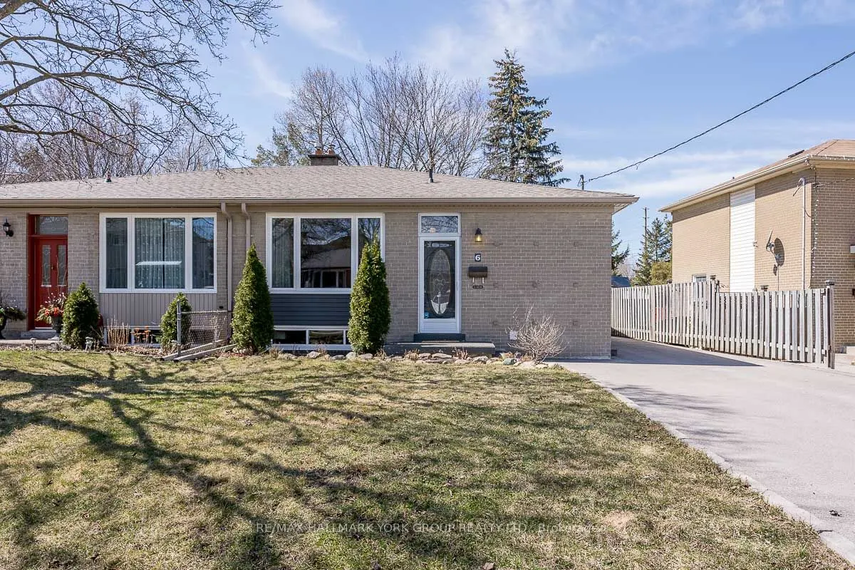 6 Davis Road, #LOWER