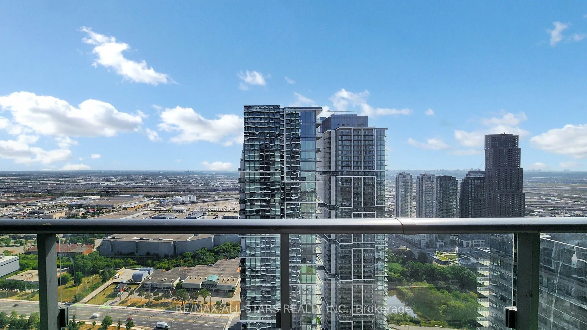 950 Portage Parkway, #5003