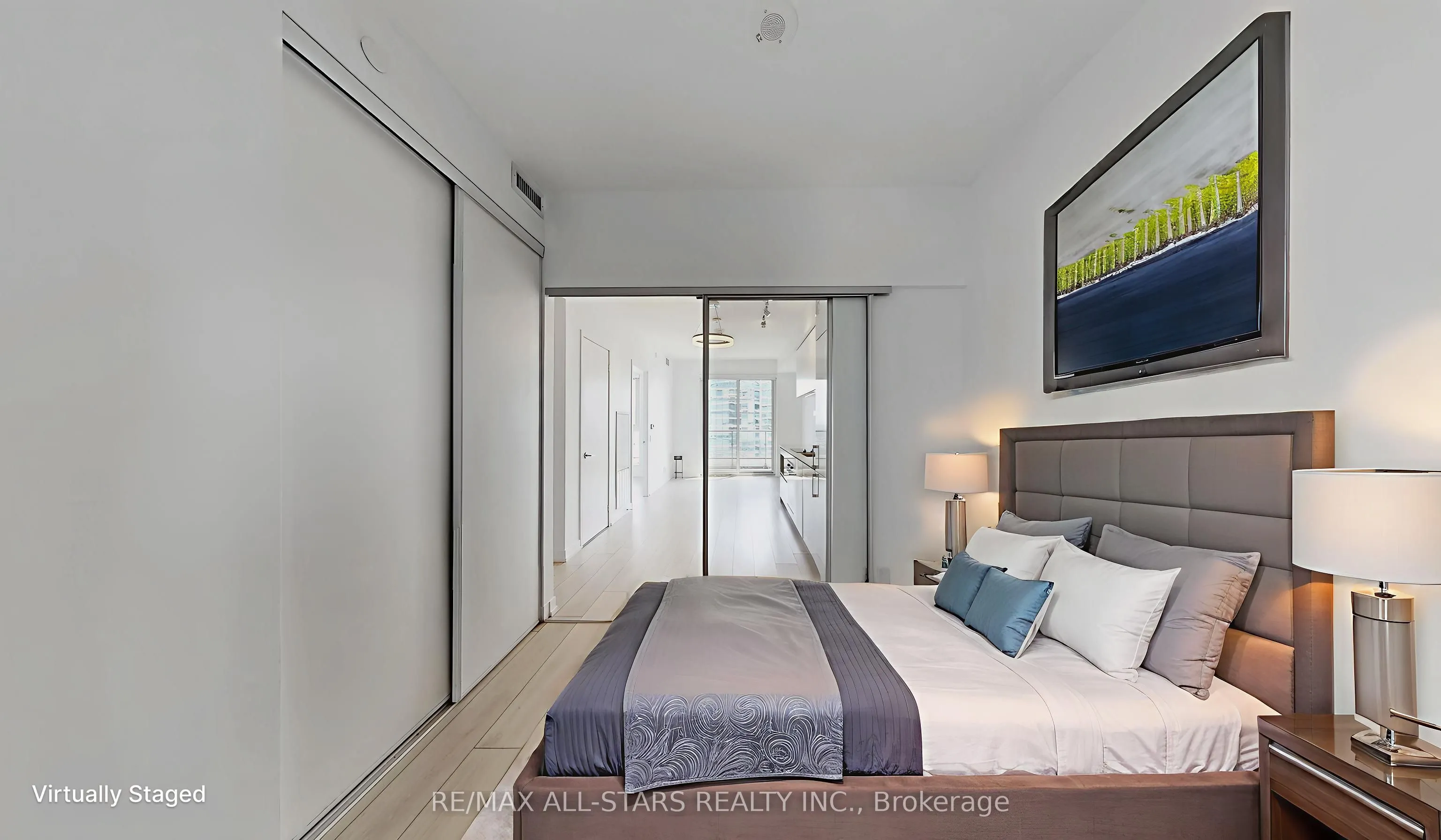 950 Portage Parkway, #5003