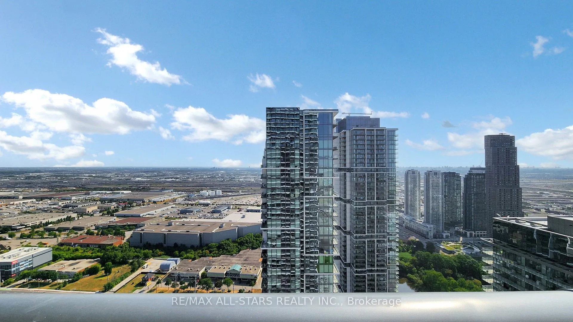 950 Portage Parkway, #5003