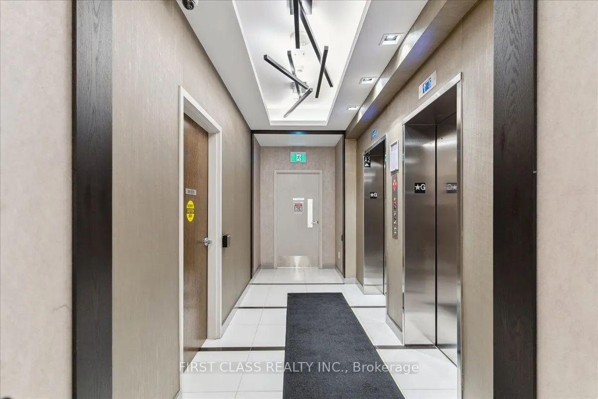 100 Eagle Rock Way, #403