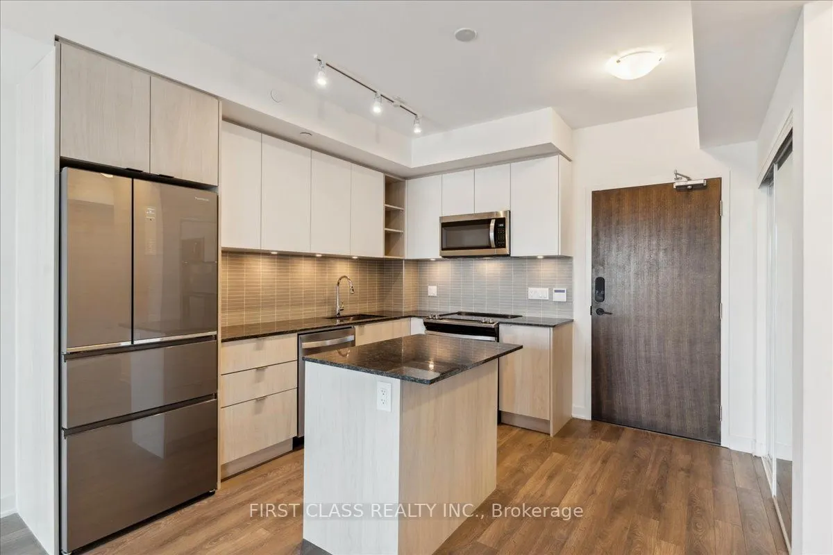 100 Eagle Rock Way, #403