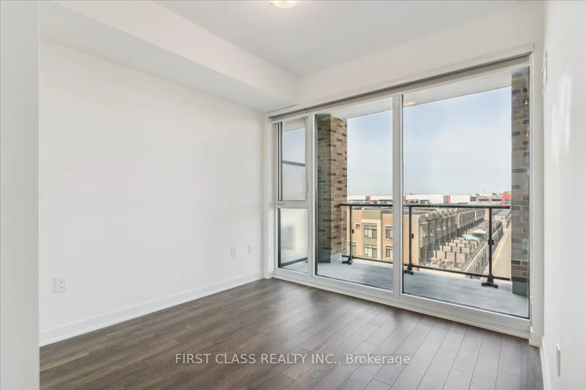100 Eagle Rock Way, #403
