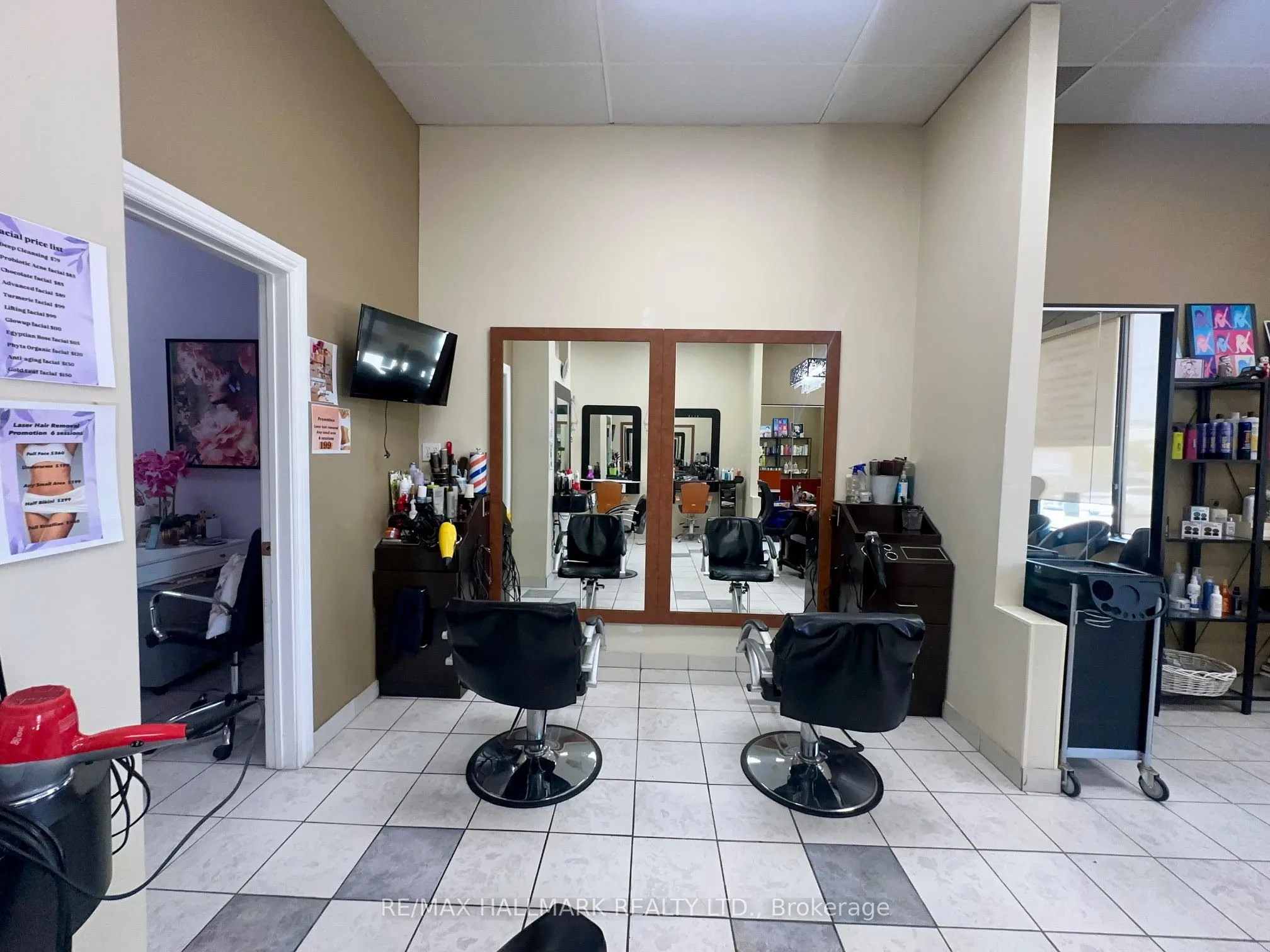 15461 Yonge Street, #3