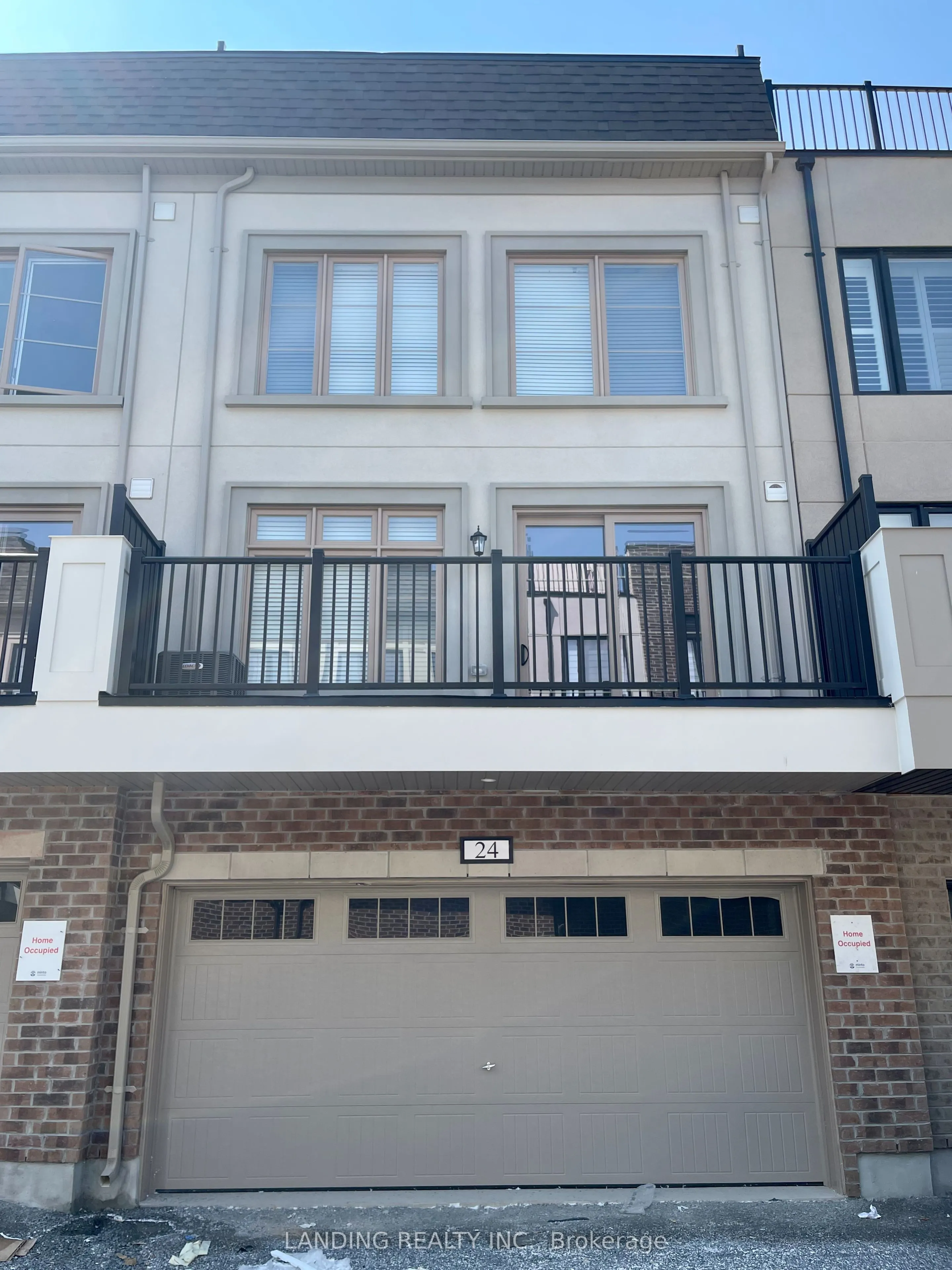 24 Guardhouse Crescent