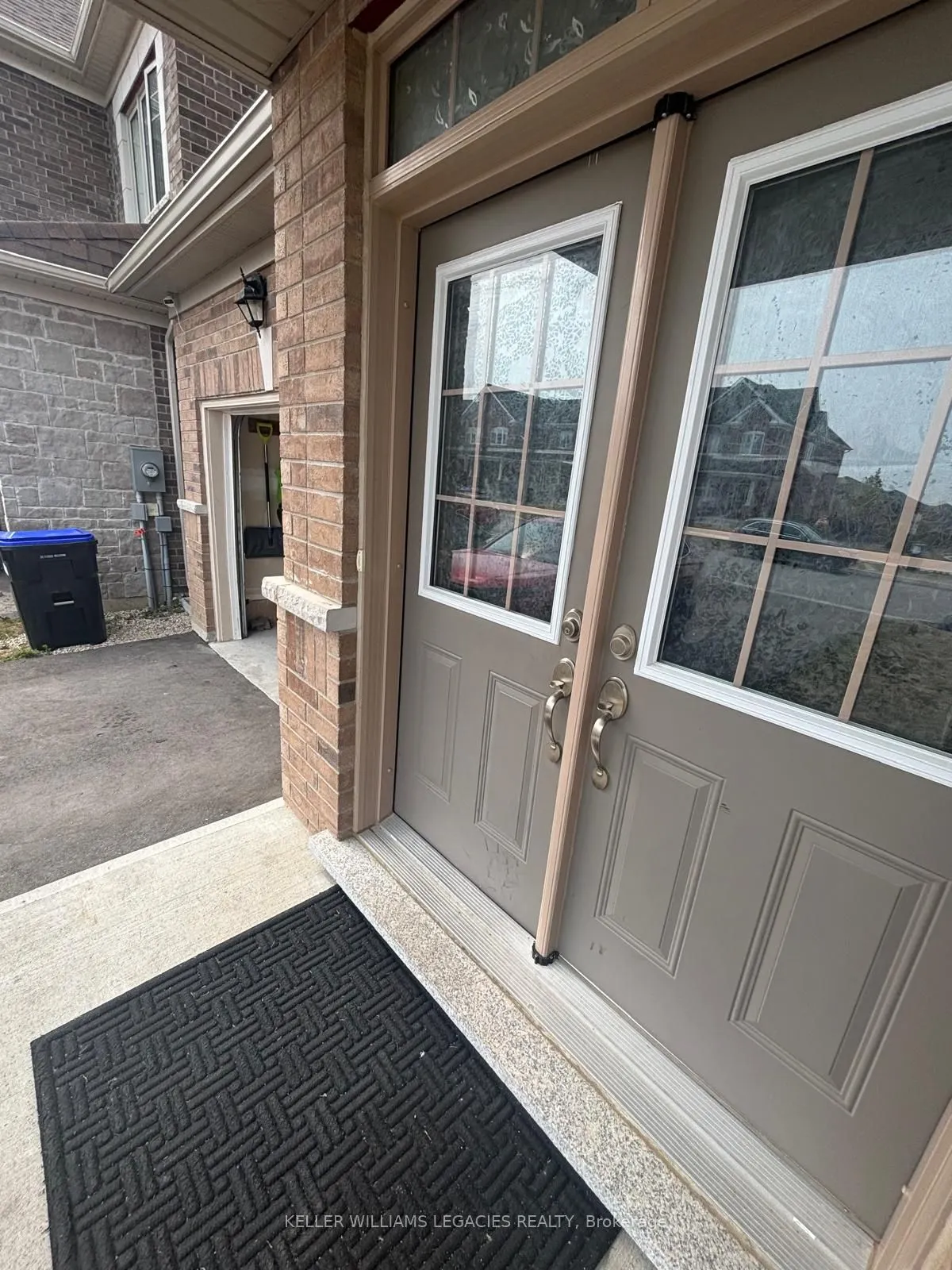 2300 Grainger Loop