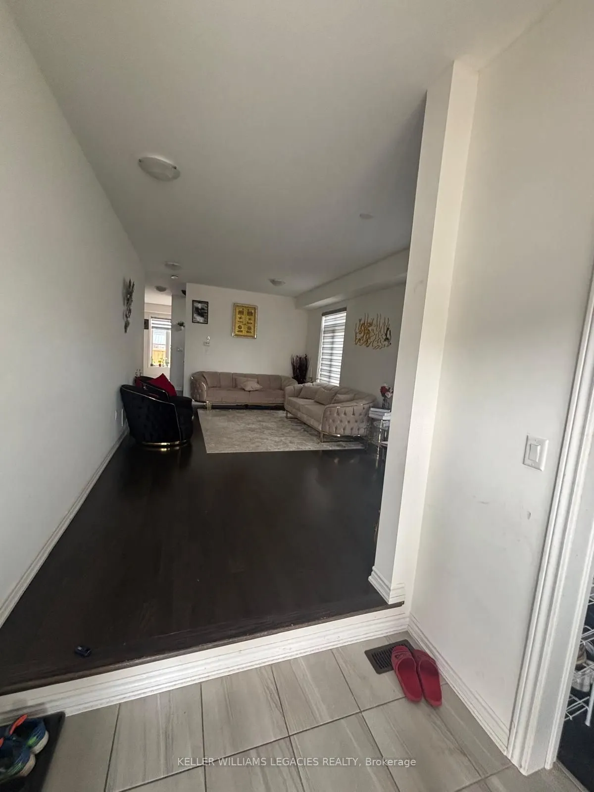 2300 Grainger Loop
