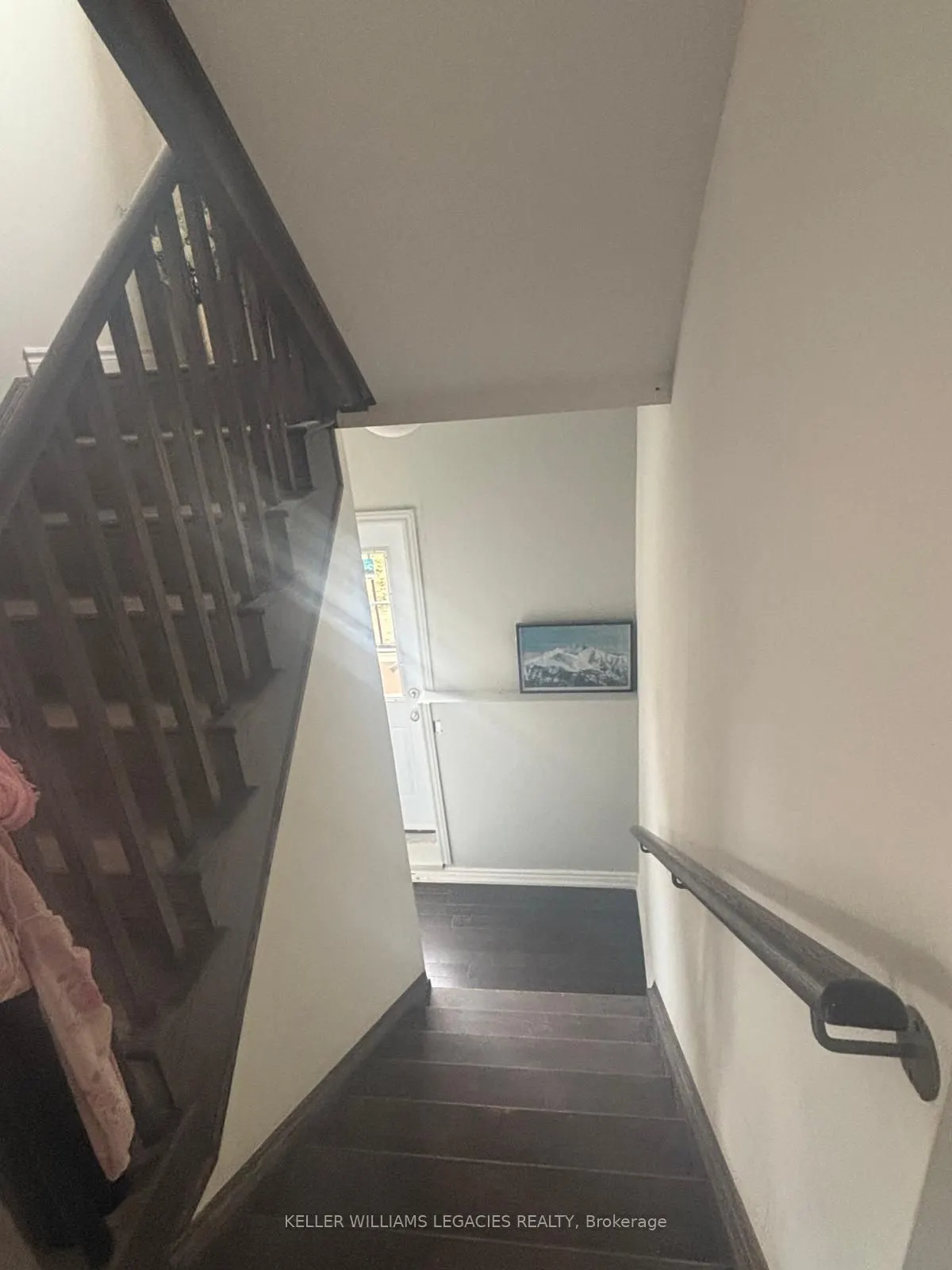 2300 Grainger Loop