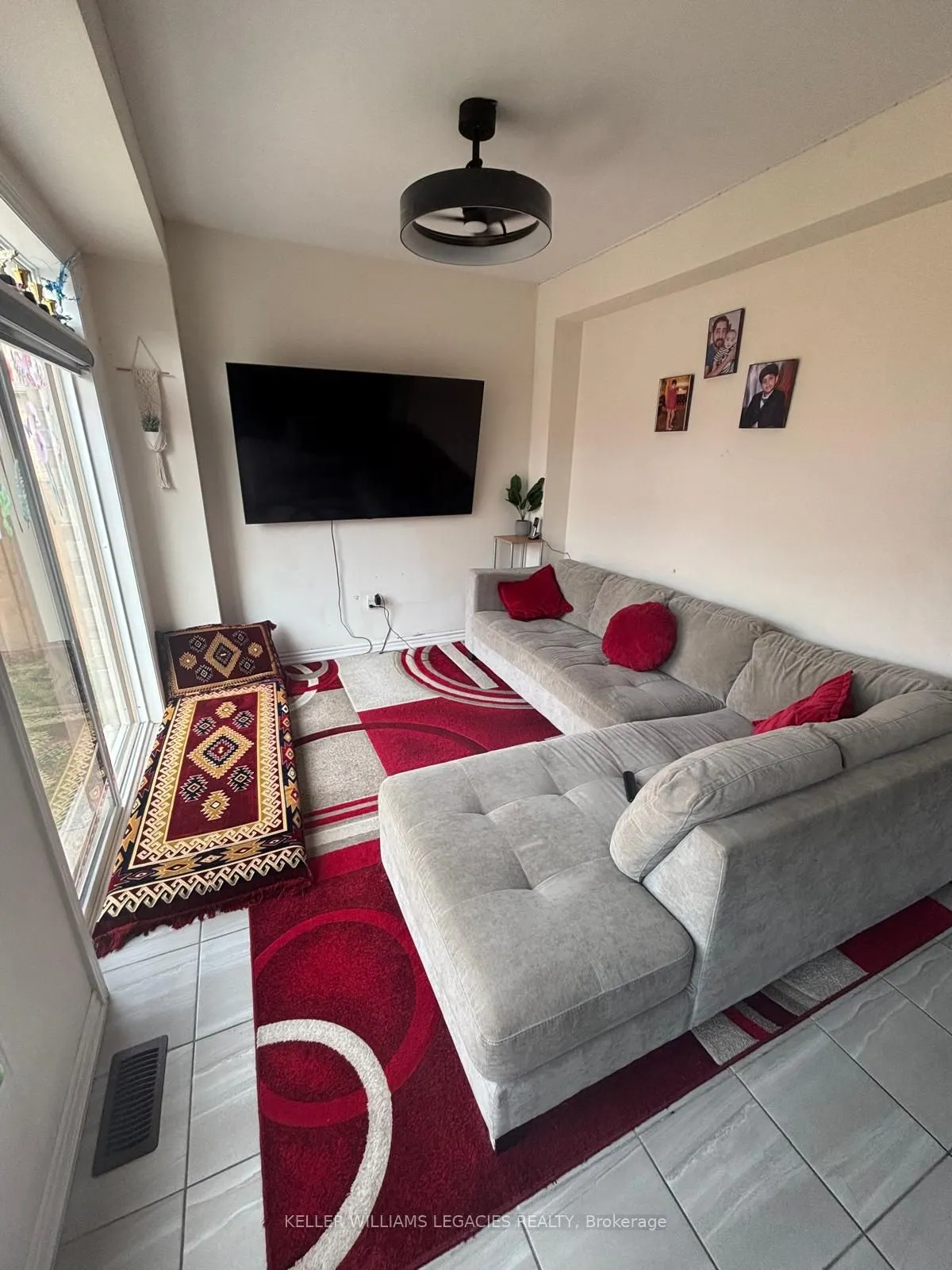 2300 Grainger Loop