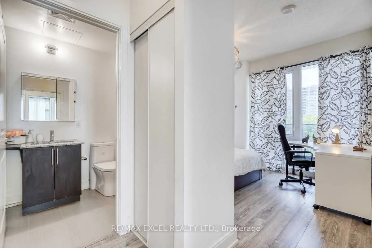 9608 Yonge Street, #202A