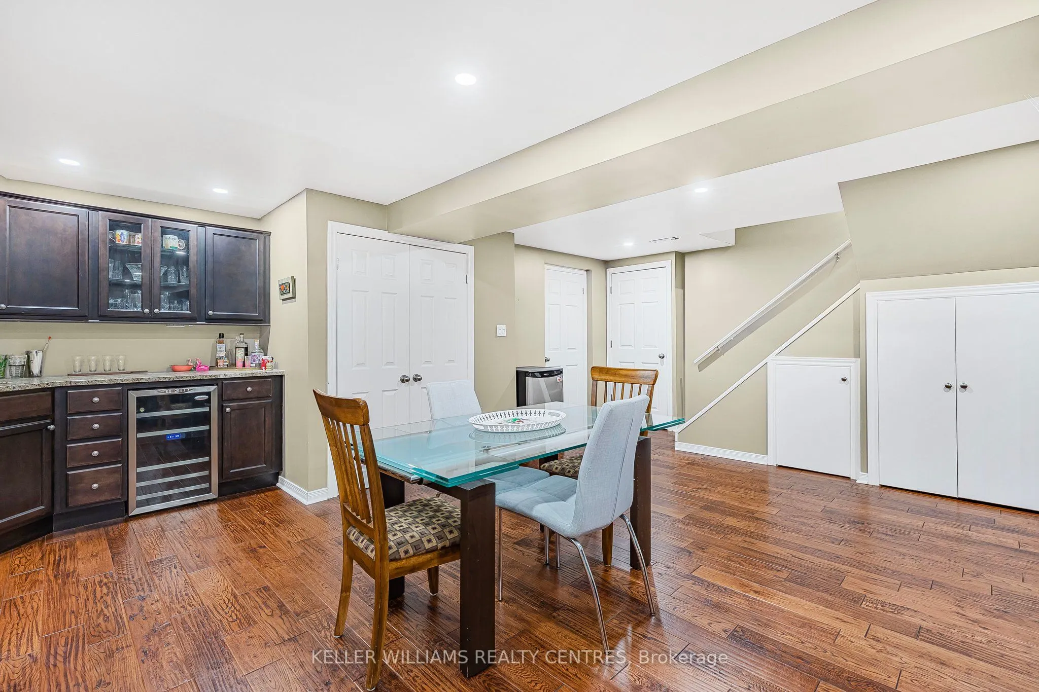 107 Rhodes Circle
