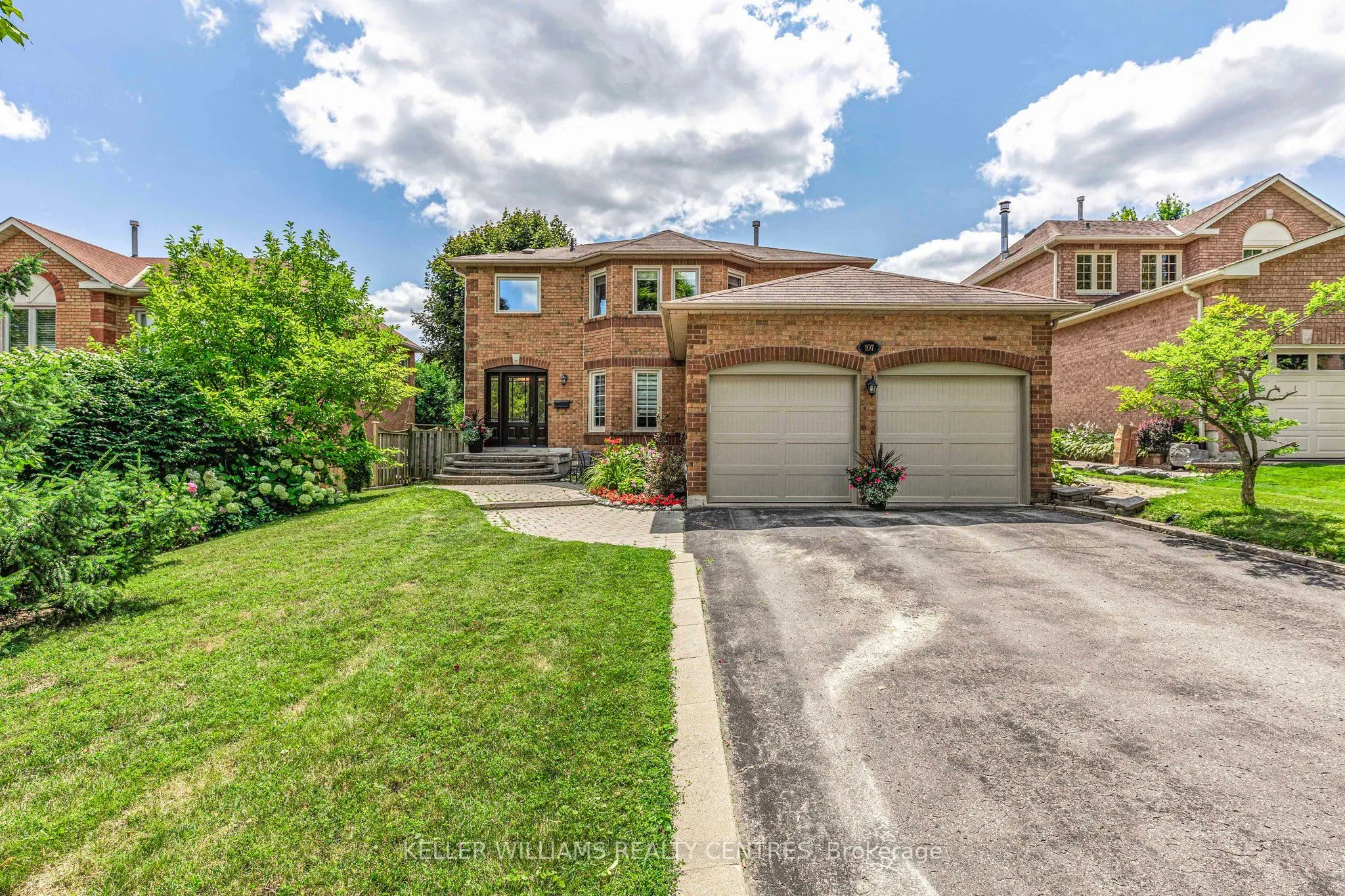 107 Rhodes Circle