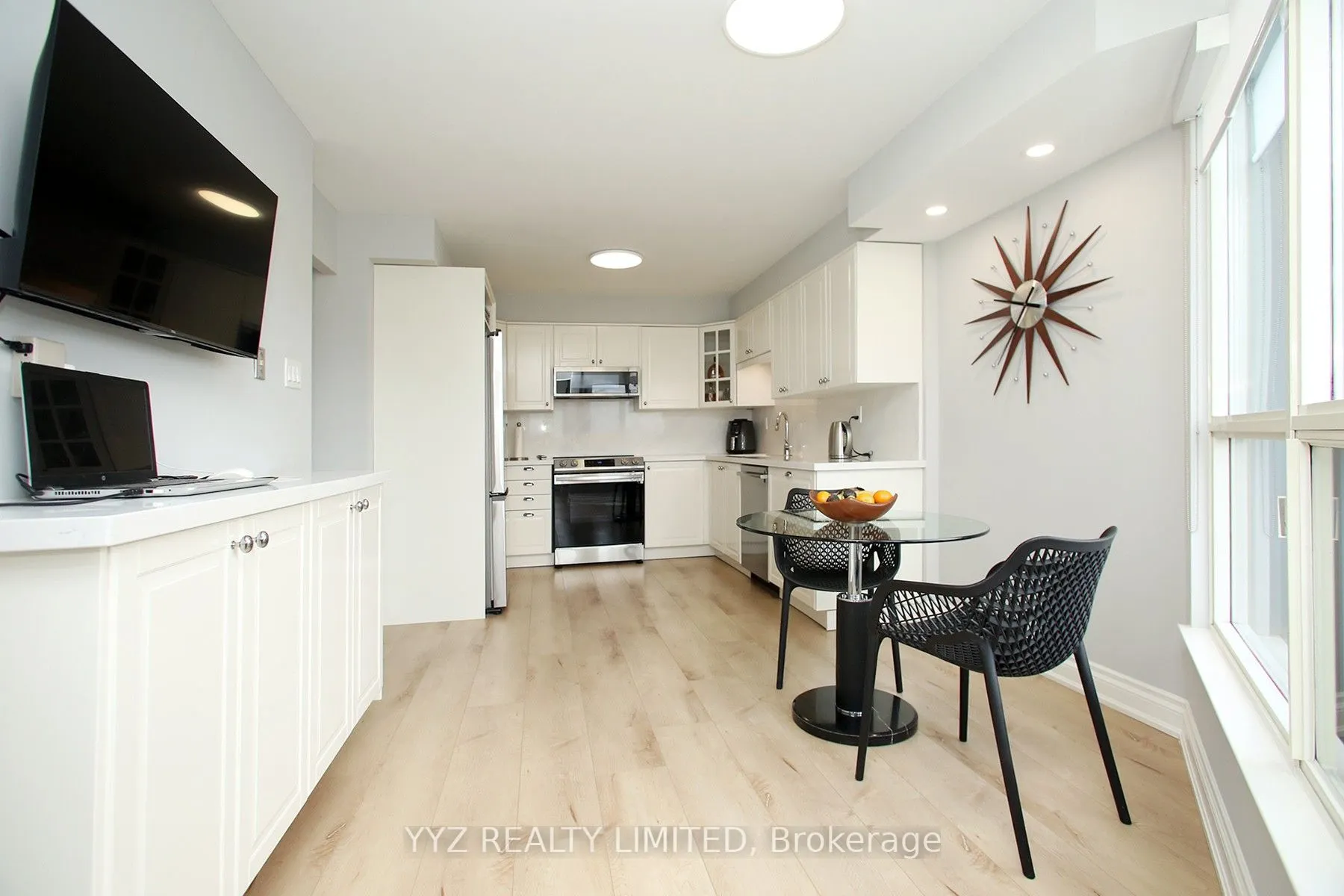 1 Clark Avenue W, #407