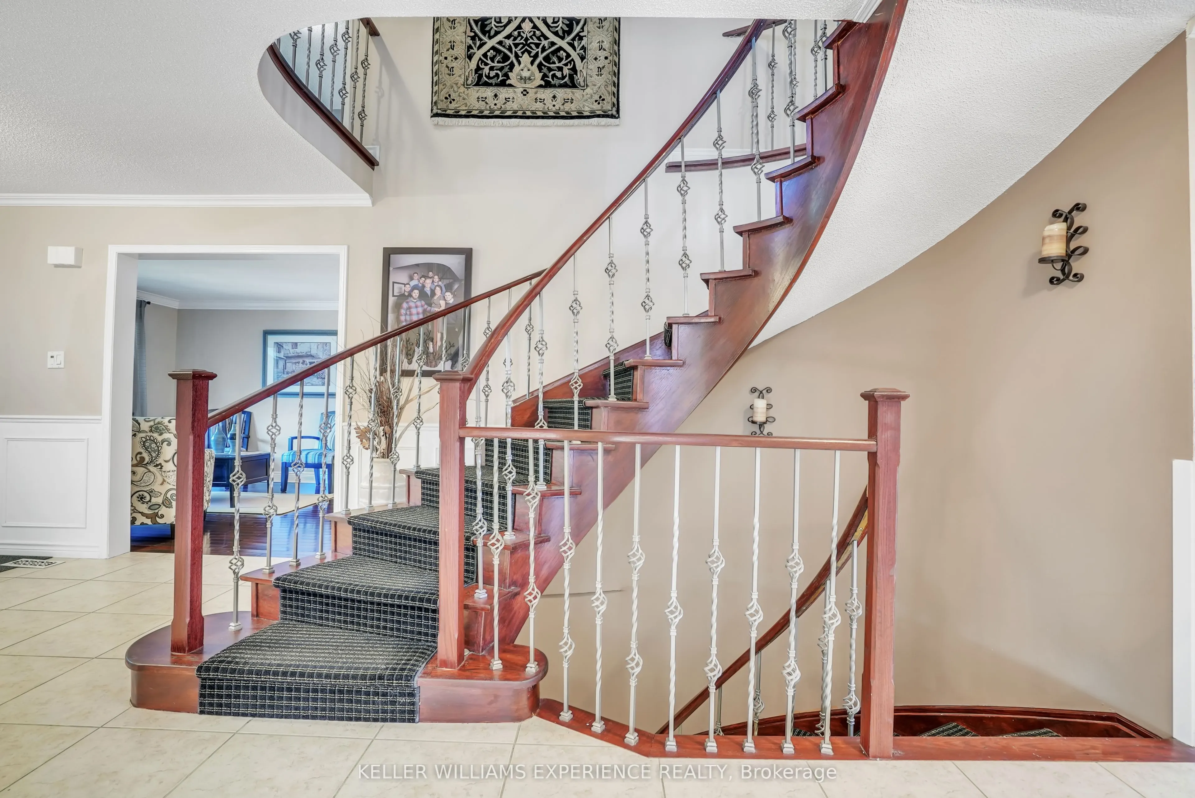 43 Waterhouse Way