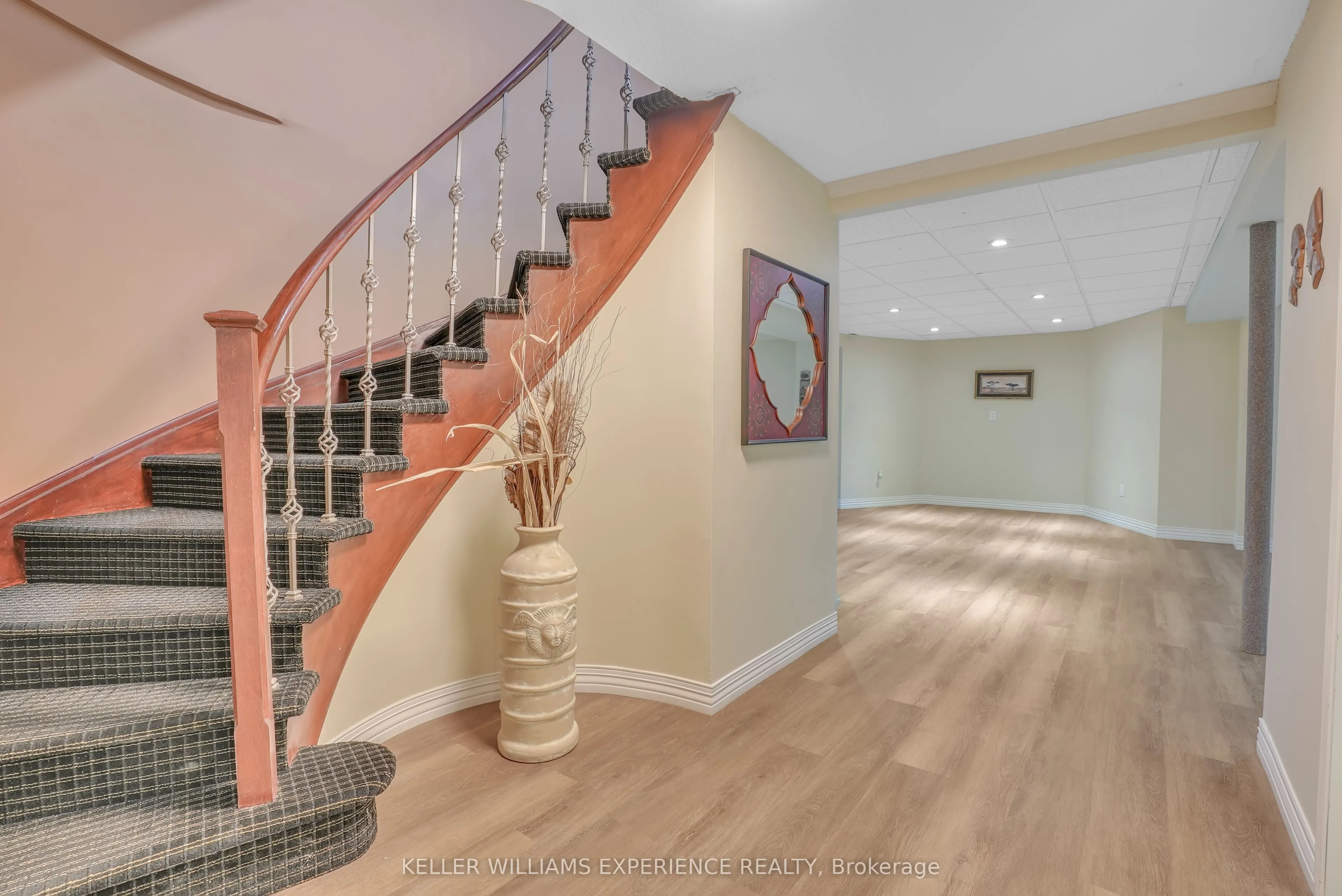 43 Waterhouse Way
