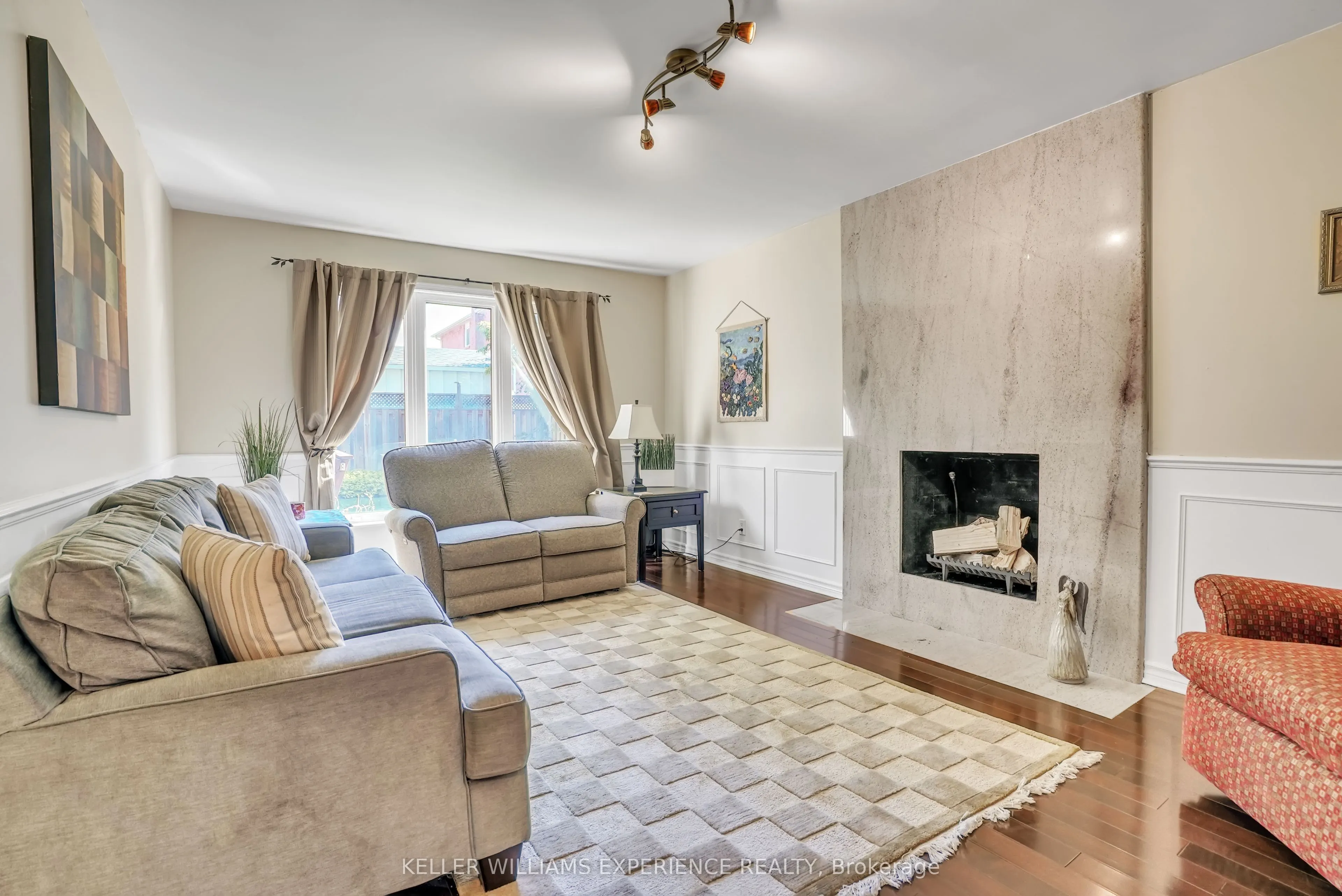 43 Waterhouse Way