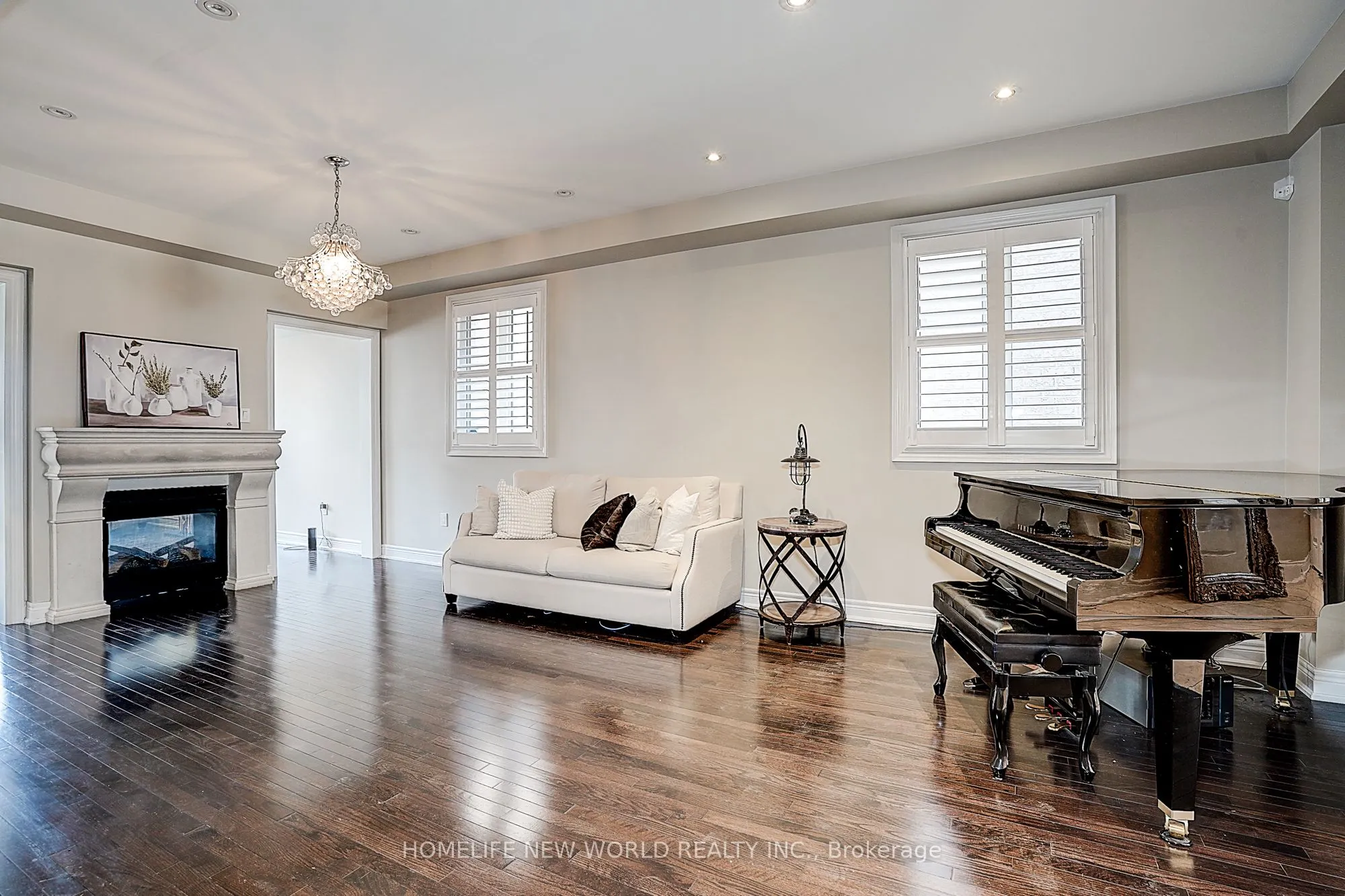 253 Cannes Avenue